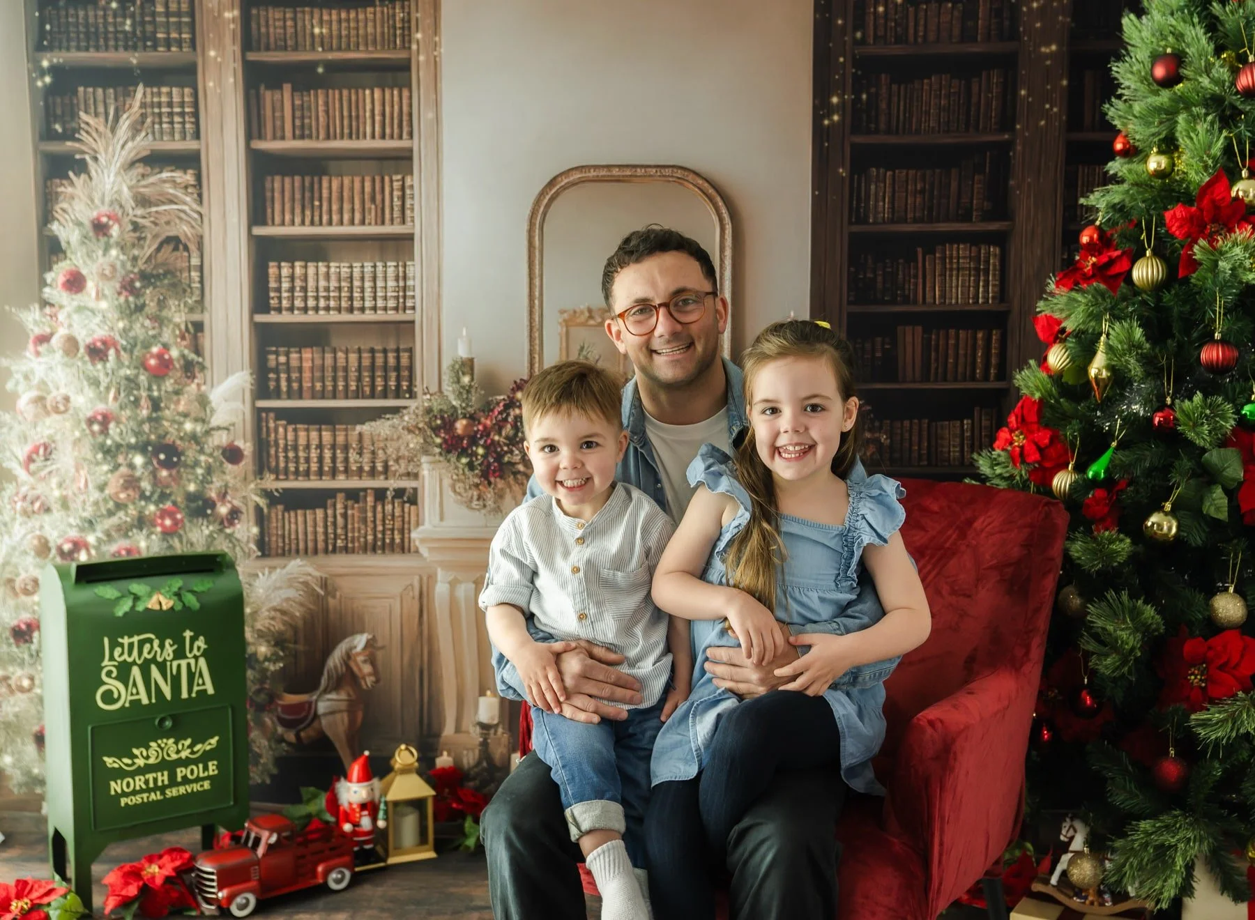 Festive family Christmas portrait Bishopdale Christchurch