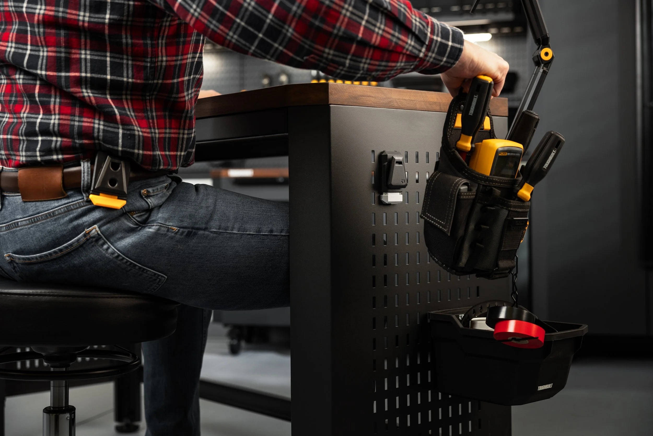 GarageOrg-LaunchSet_Action-ClipTechCompatible-1.jpeg