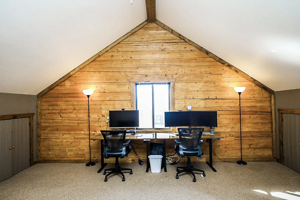 the-lodge-gunnison-co-king-bedroom-three-workspace.jpg