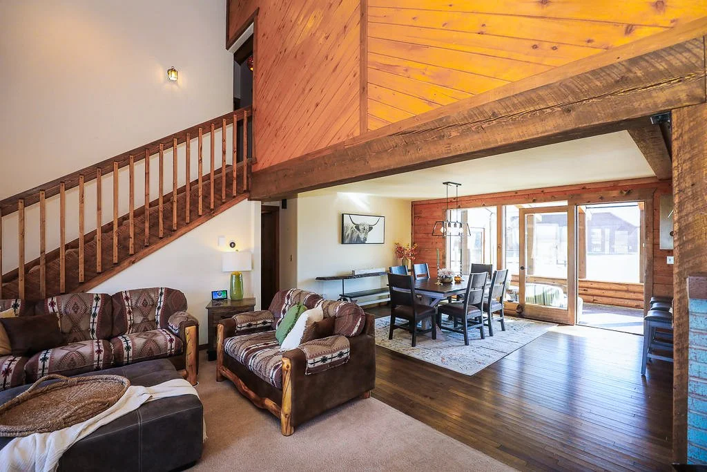 the-lodge-gunnison-co-living-room-5.jpg