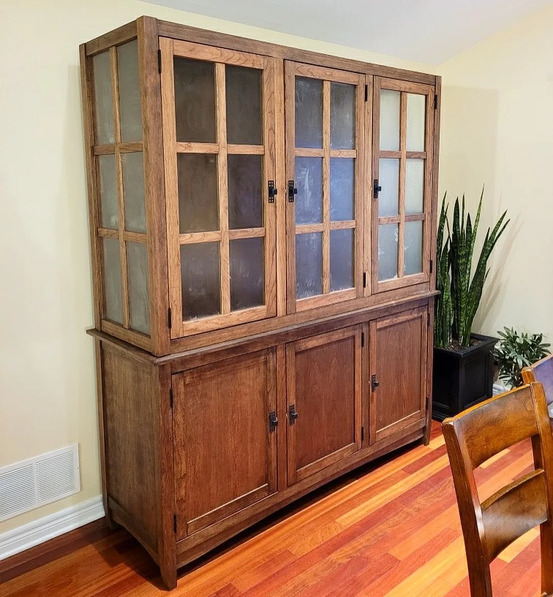 It has been a busy year with 2 moves and renovations but we are back to the good stuff!
Here is a recently finished project:
Cherry wood china cabinet. 🍒
