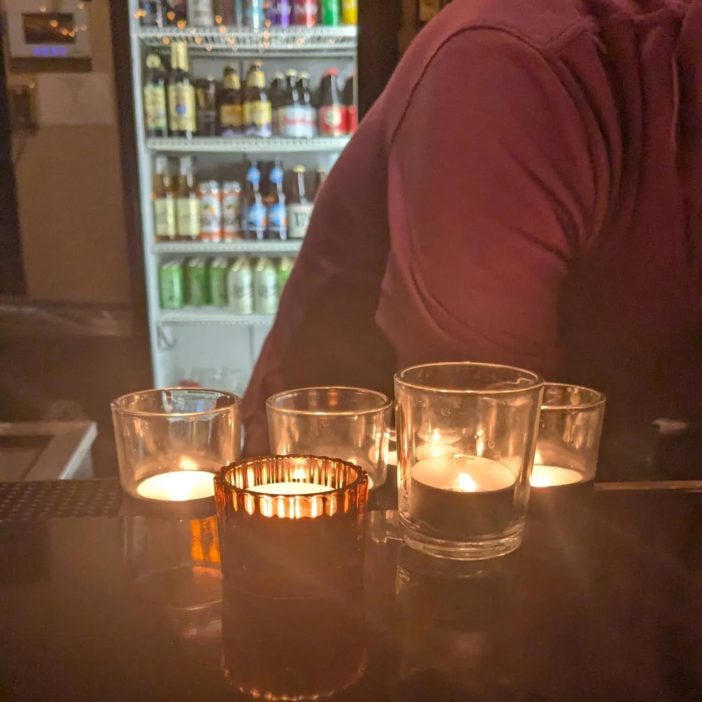 Enjoy the candlelight at Quig's tonight! Open for Members 8pm to 2am - Tuesday to Saturday. 

Ring the Bell - Join us on the 3rd floor.

@ojpro_ is off tonight so we don't have to whisper!

What else is happening this week?

A few more days to catch 