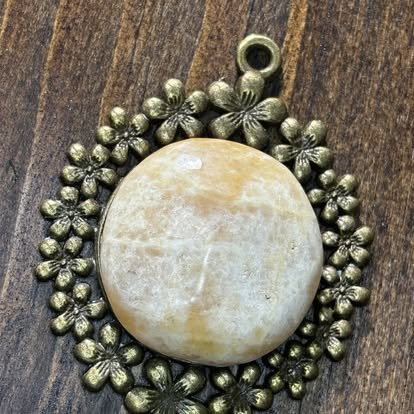 Lake Michigan Quartz Floral Pendant