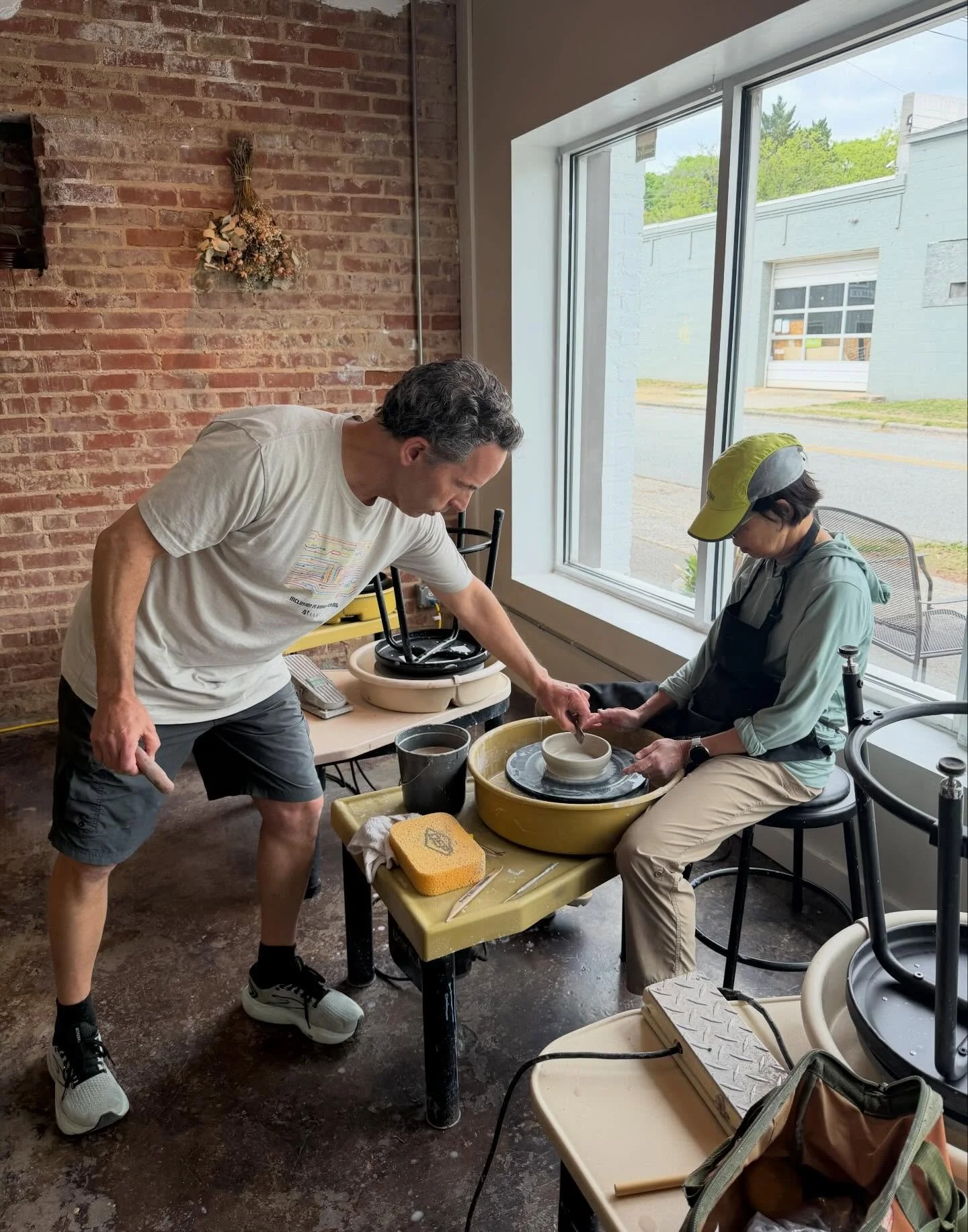 This is the whole point 🫶🏼 watching our community members uplift, support, and encourage each other is my favorite part of a community clay studio. We have so much to learn from each other ☺️

#pottery #clay #art #carrboronc #chapelhill