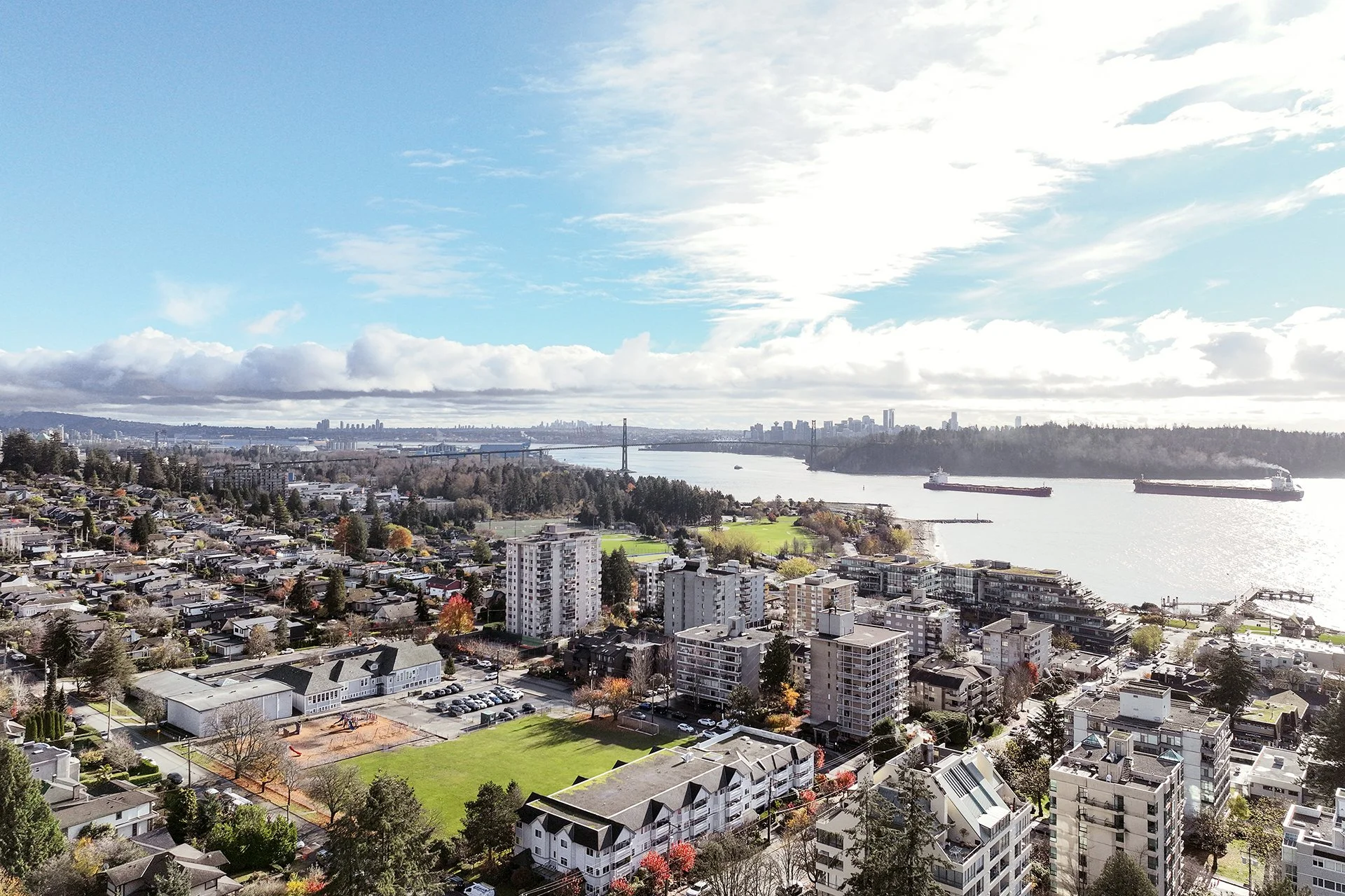 How Does a REALTOR Actually Get Paid, and Who Pays It?