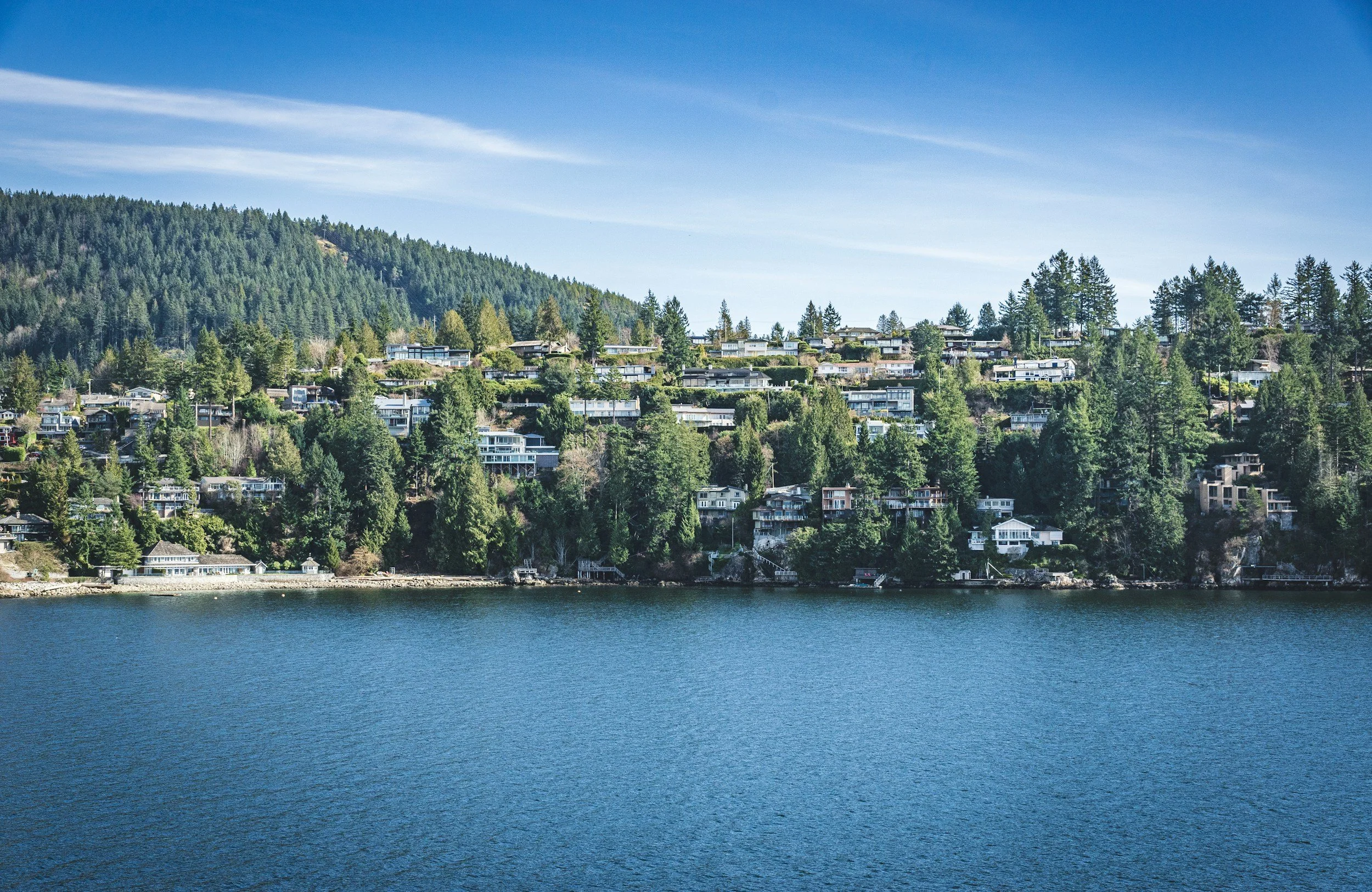 Why Homes Under $2.5M Are Suddenly Getting Multiple Offers on the North Shore
