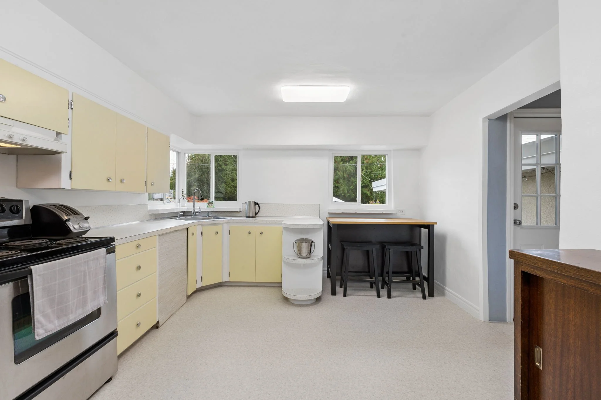 20-web-or-mls-331E24_020.jpg