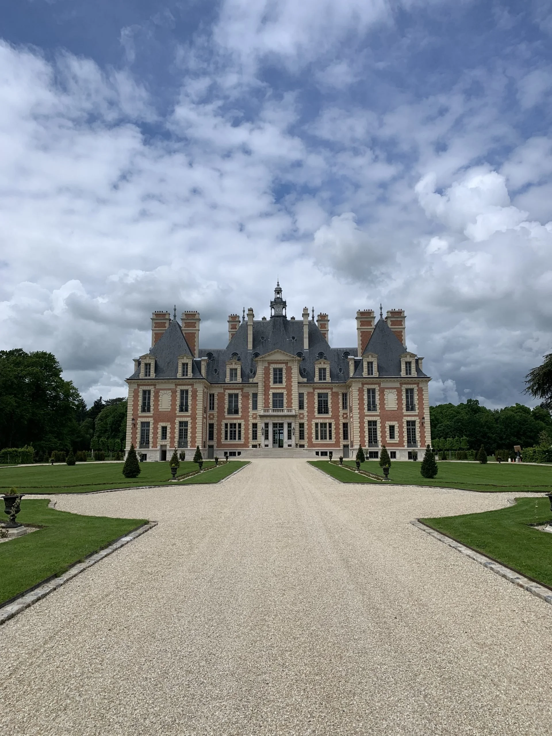 Why should you consider a destination wedding?