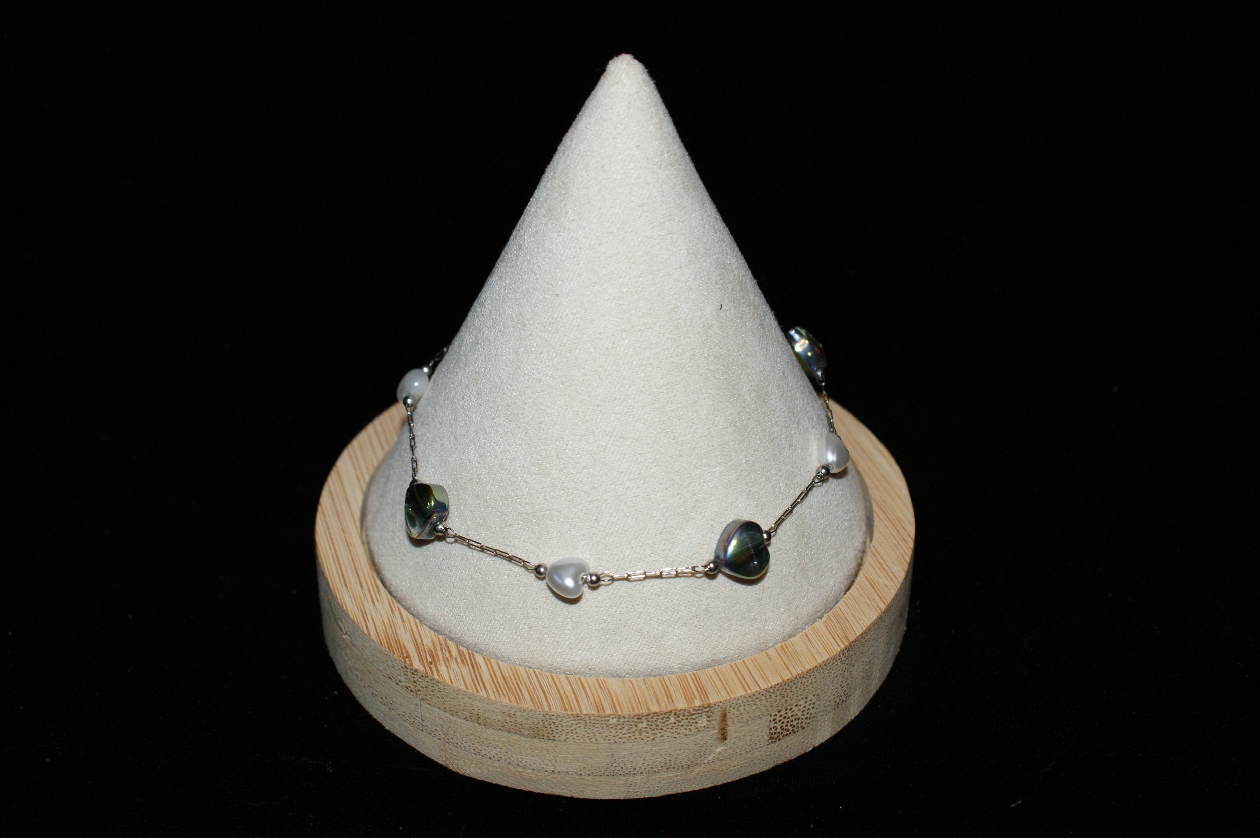 Elegant Pearl & Bead Bracelet