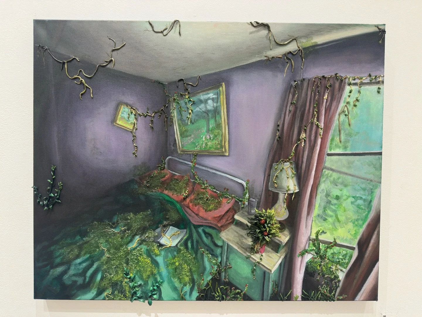 One week to my capstone!

This week, my piece, "A Lovely Place to Lie," got accepted into the Student Honors Exhibition on display in the Phaze 2 Gallery until April 10th! (Which is also the same day my capstone opens! ☺️) Come out and see 
