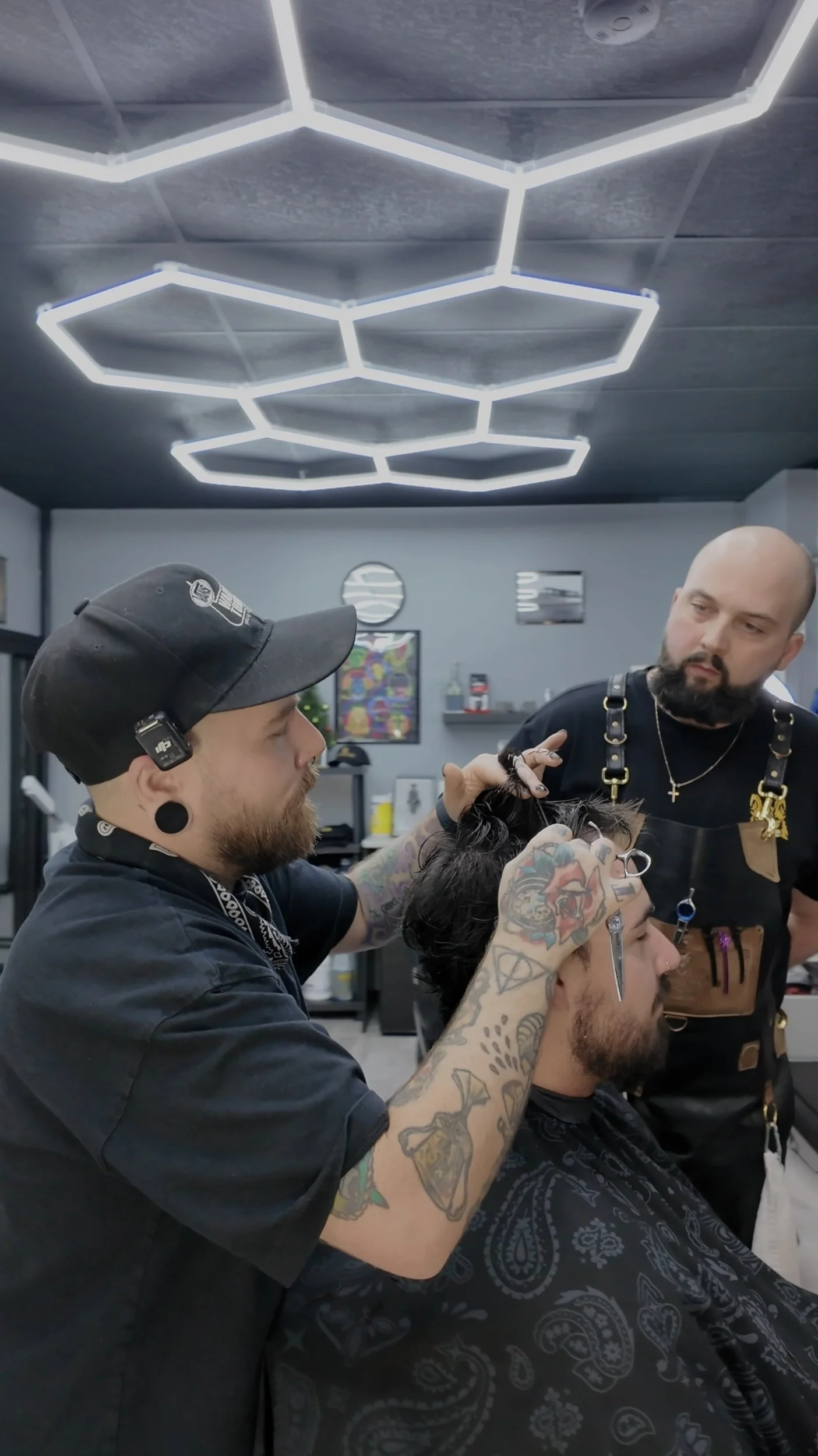 The Barbers den men's haircut tutorial