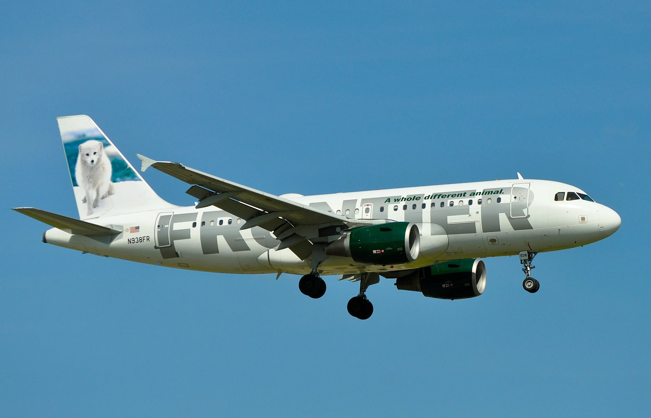 N938FR A320 POLAR BEAR MDW 4R