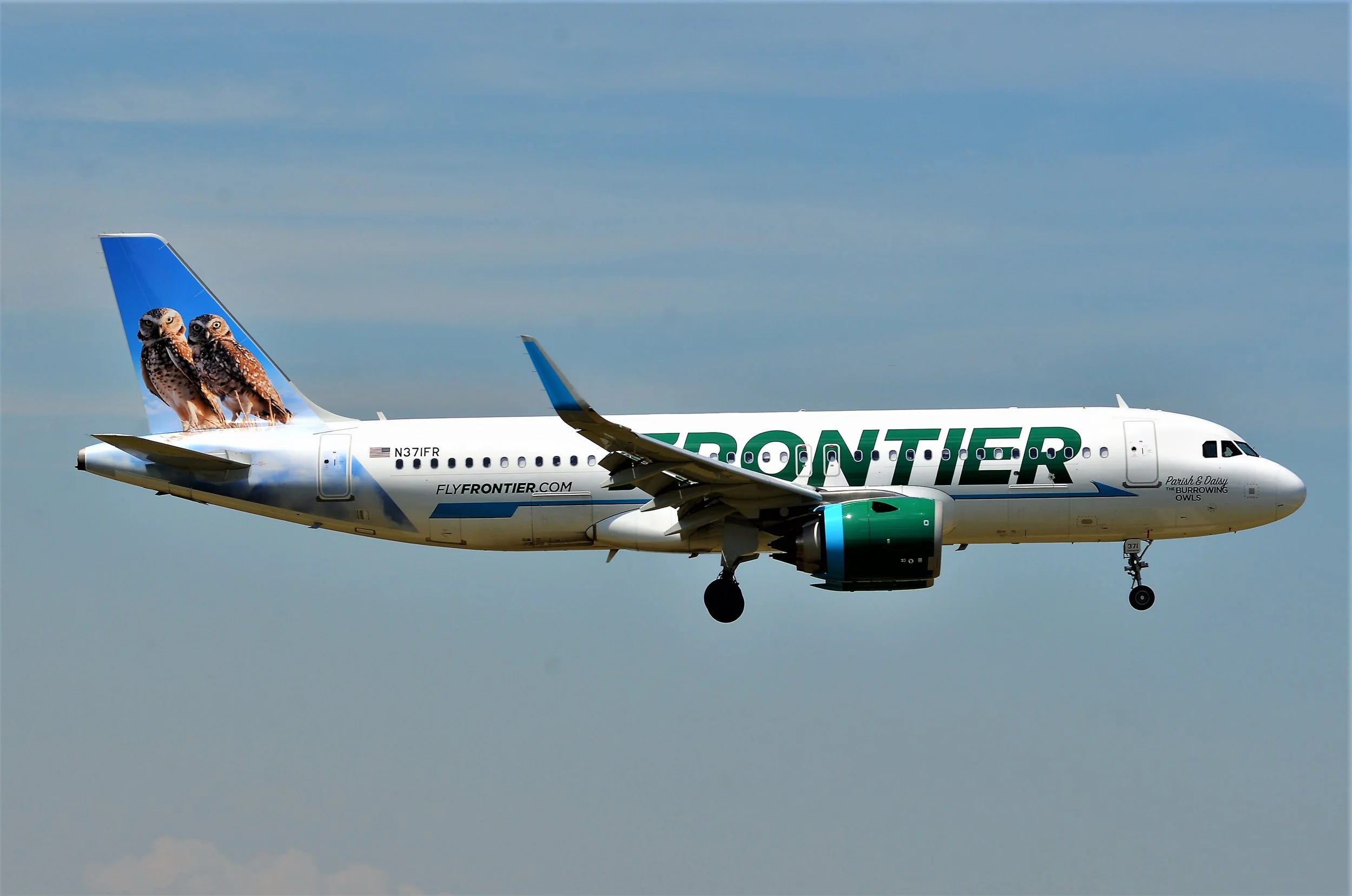 N371FR A320 PARISH-DAISY BURROW WING OWLS ORD 28C