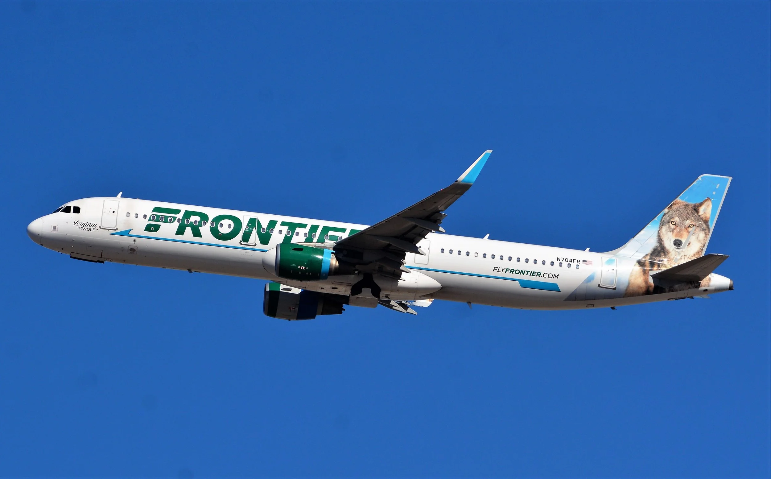 N704FR A321 VIRGINIA WOLF ORD DEPARTING 27L