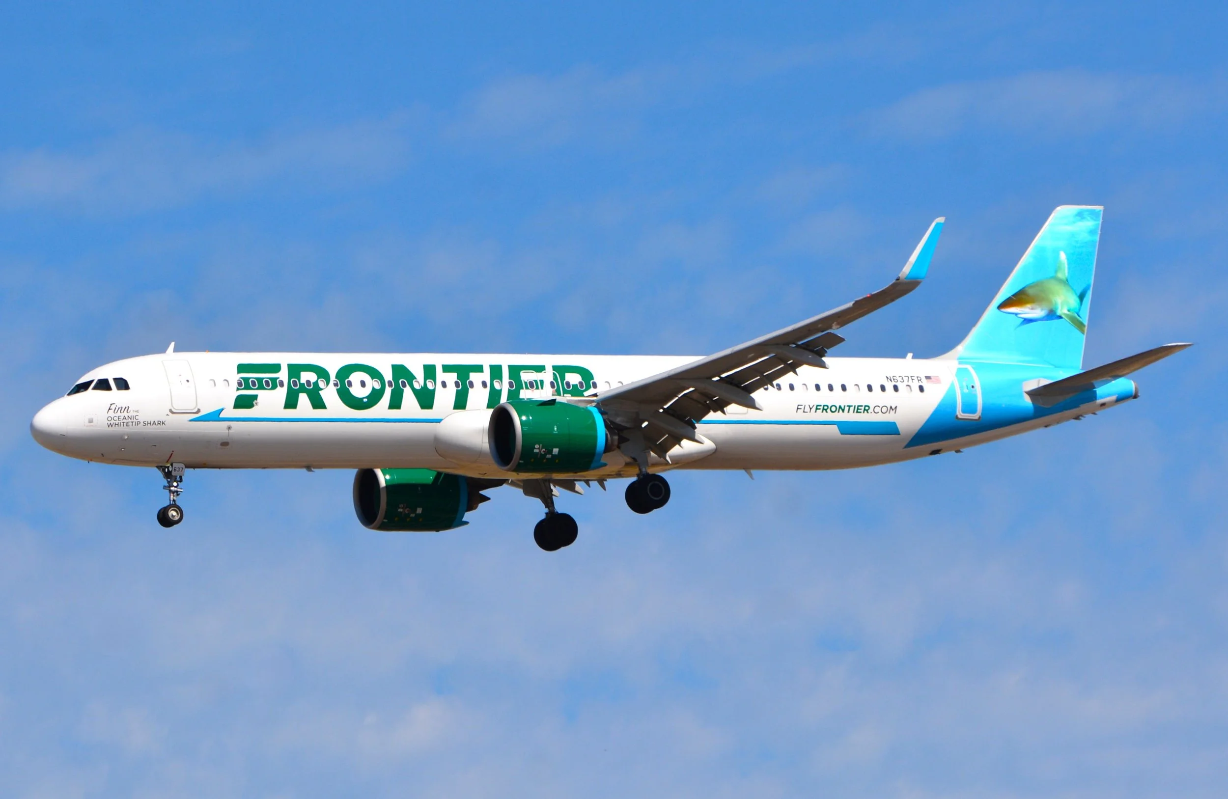 N637FR A320 FINN OCEAN WHITE SHARK ORD 28C