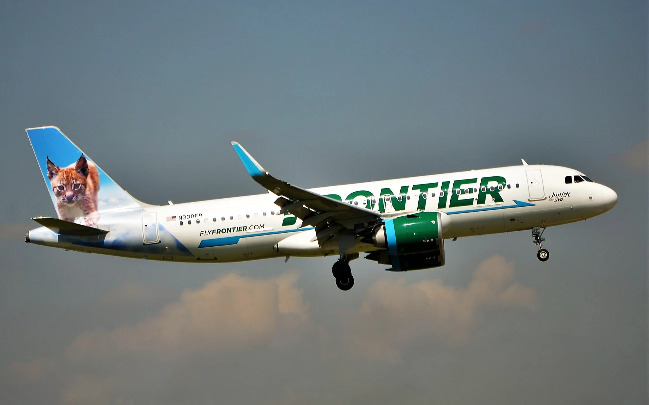 N330FR A320 JUNIOR LYNX ORD 28C