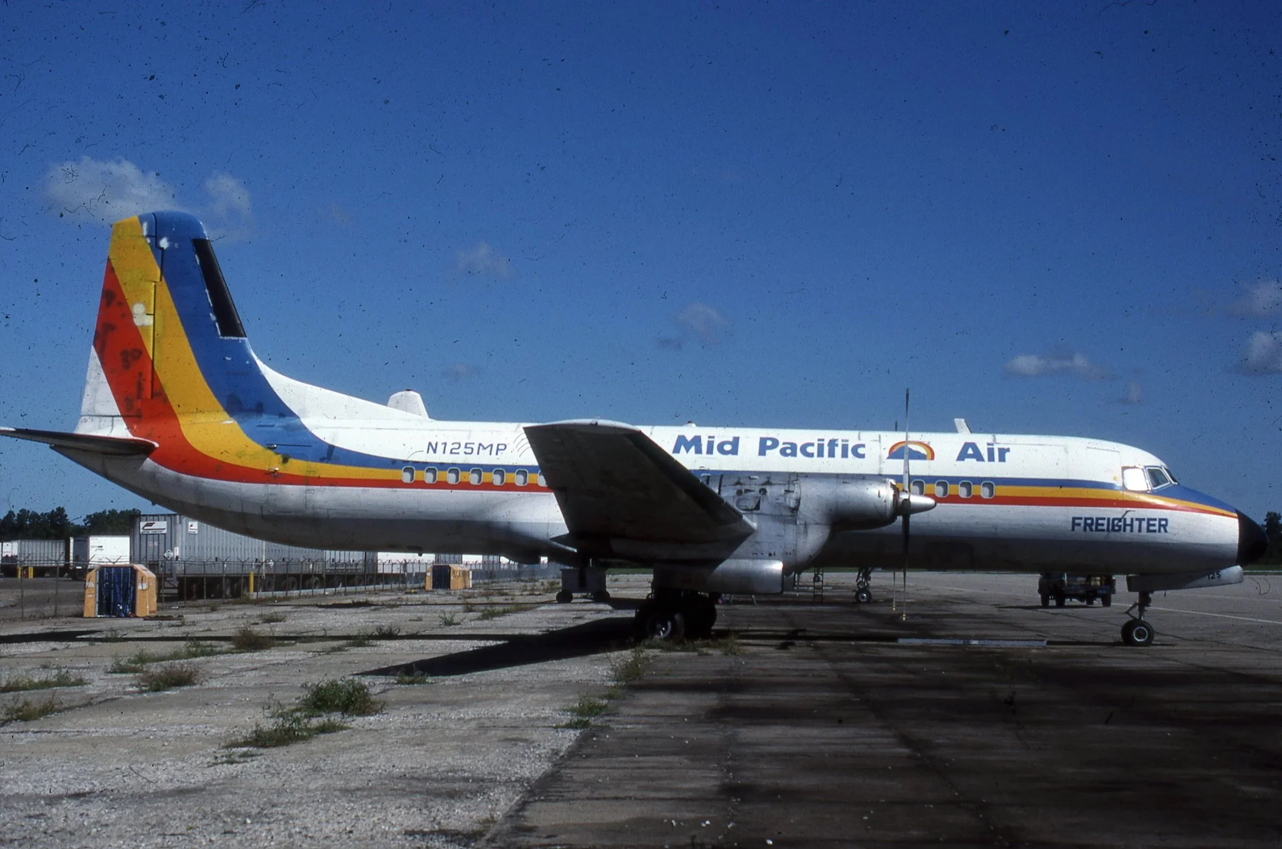 N125MP YS-11F MID PACIFIC AIR YIP