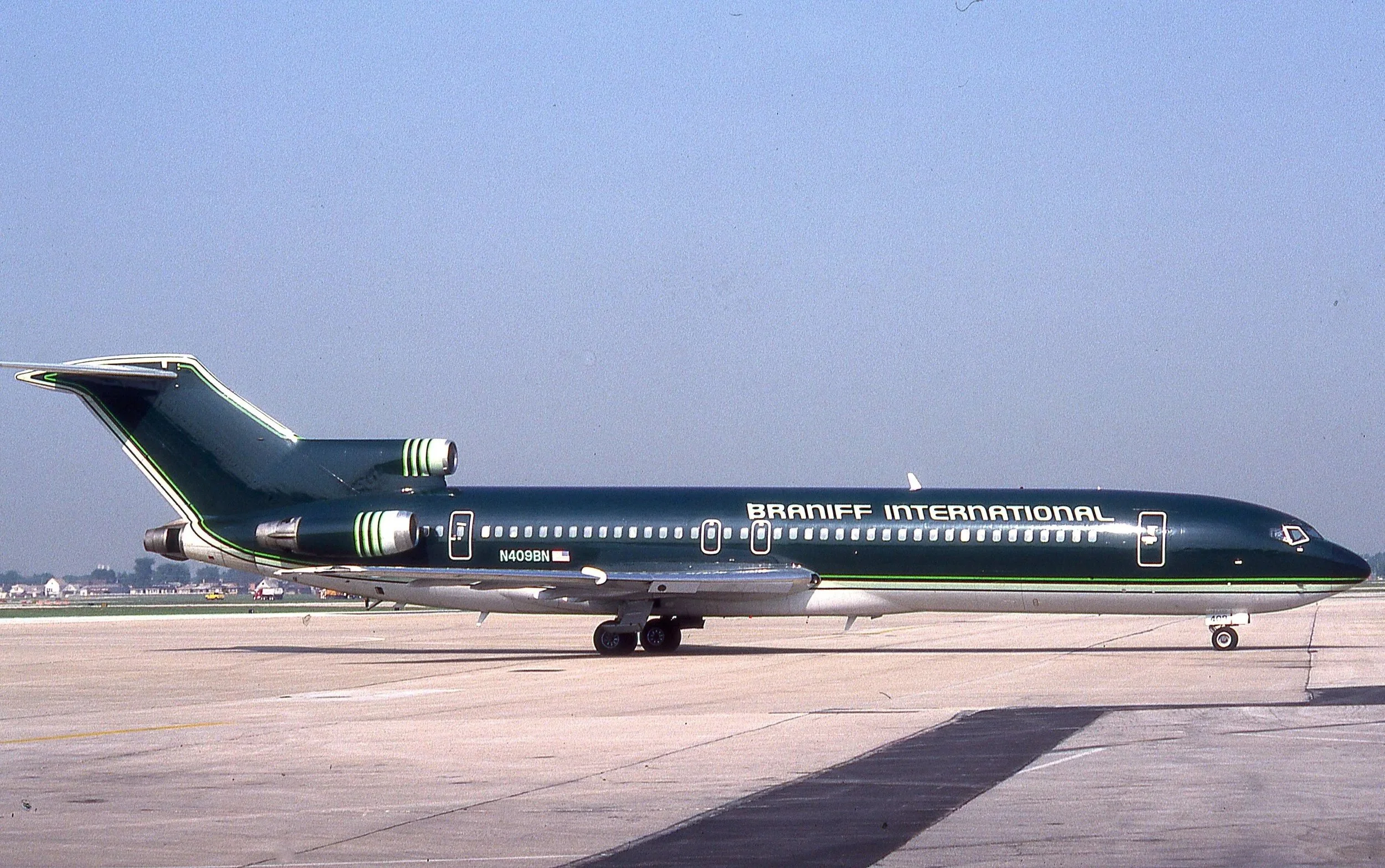 M409BN B727-200 BRANIFF MDW