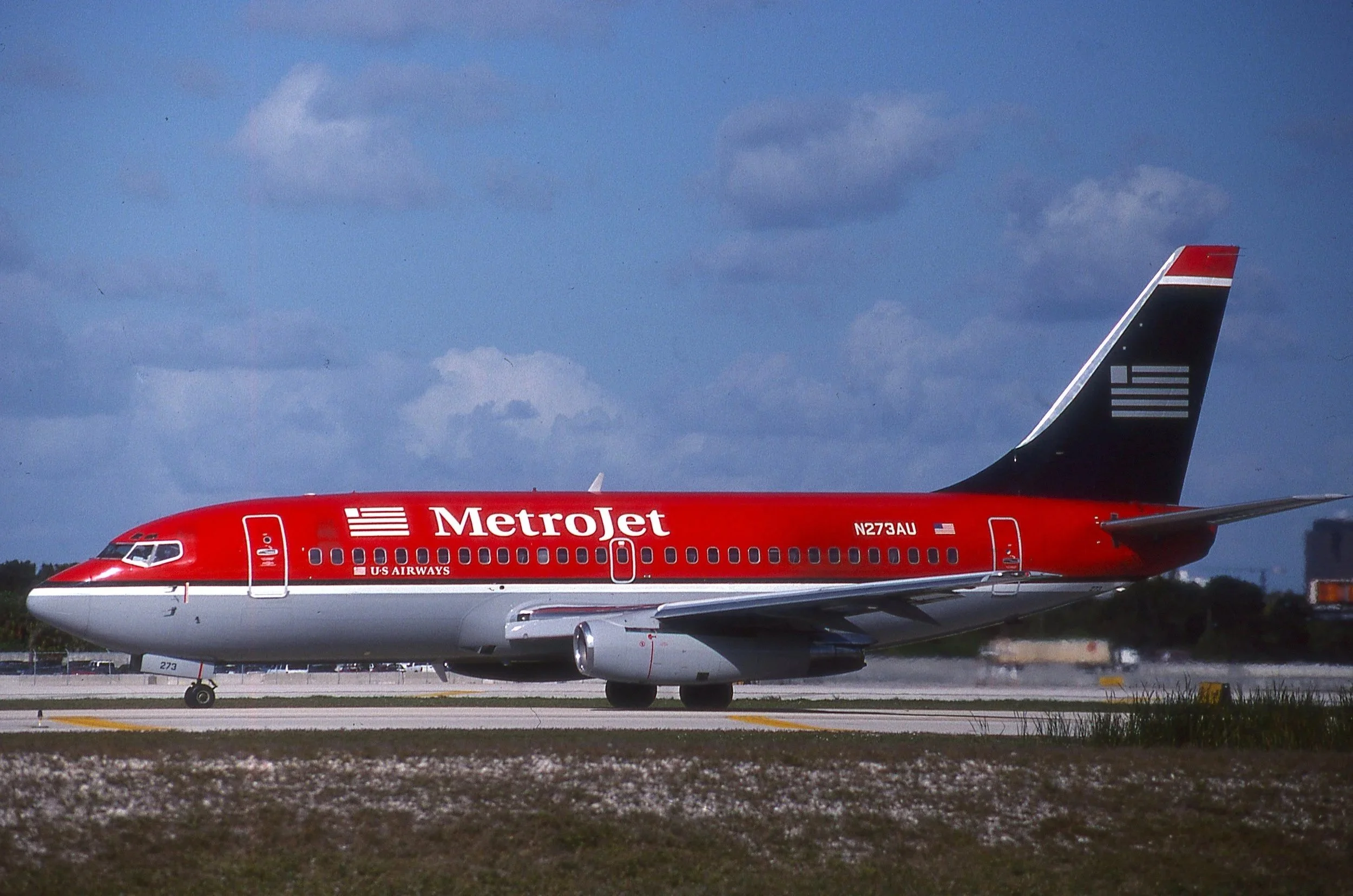 N274AU B737-200 METROJET FLL