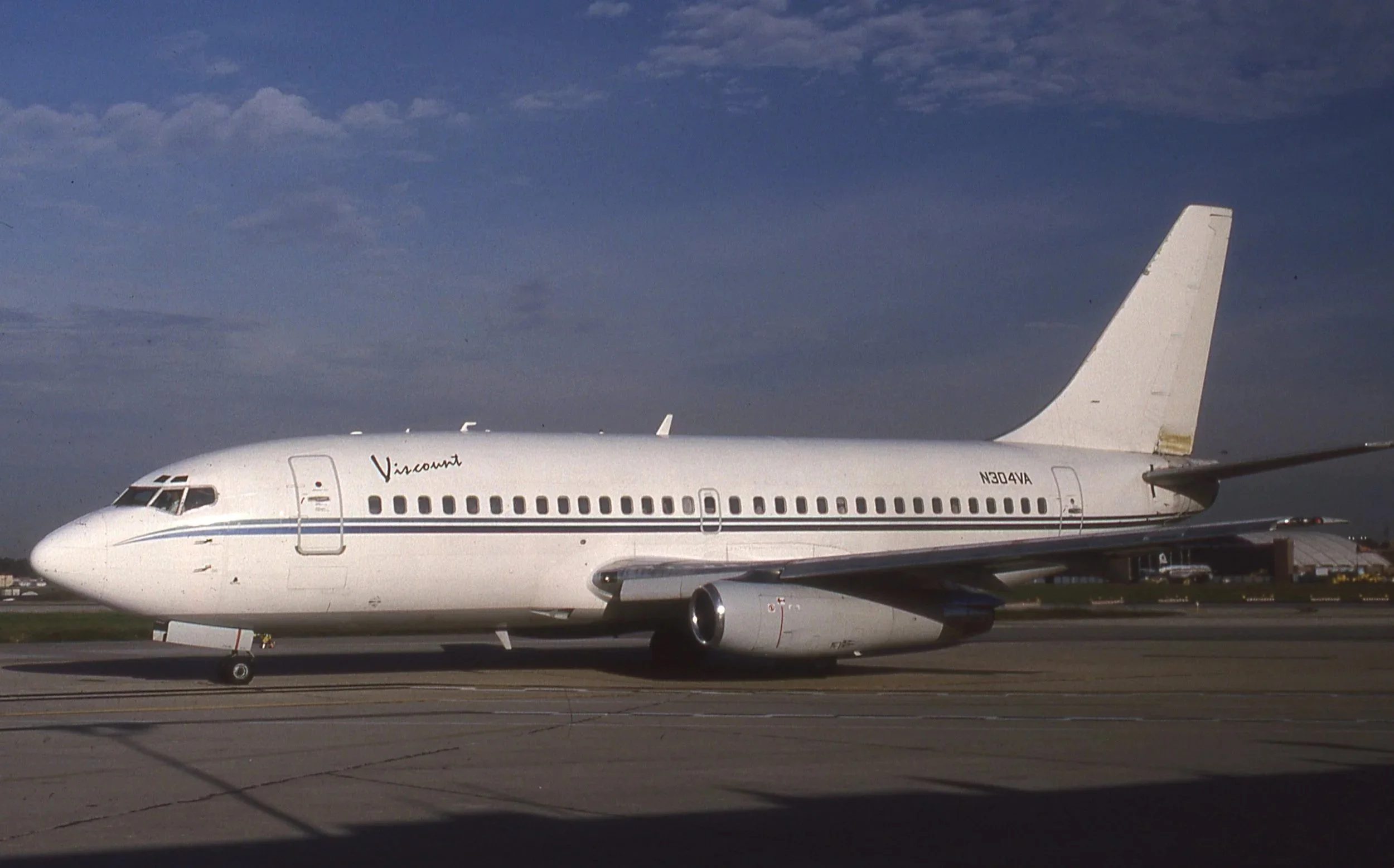N304VA B737-200 VISCOUNT MDW