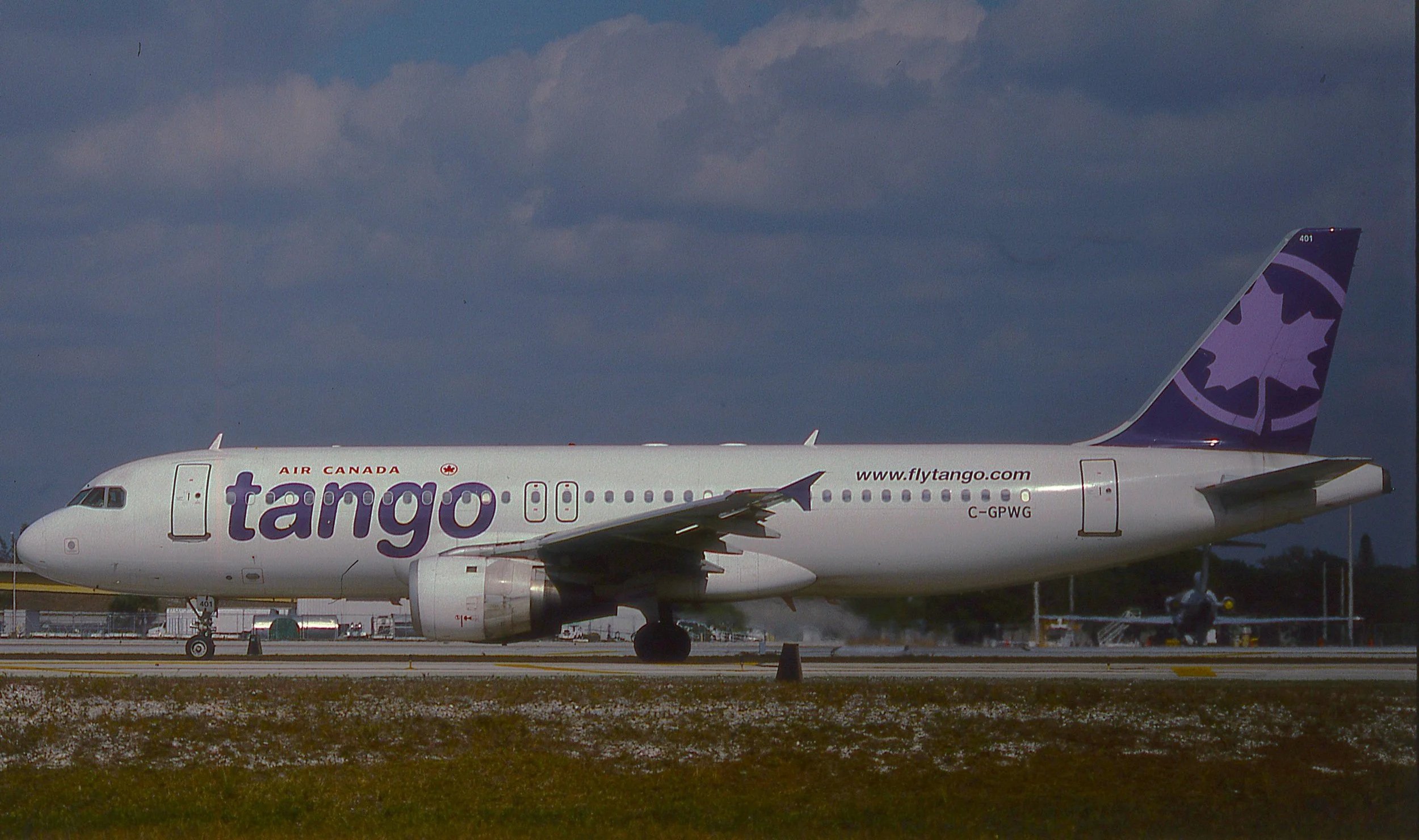 C-GPW AIR CANADA TANGO A320 FLL