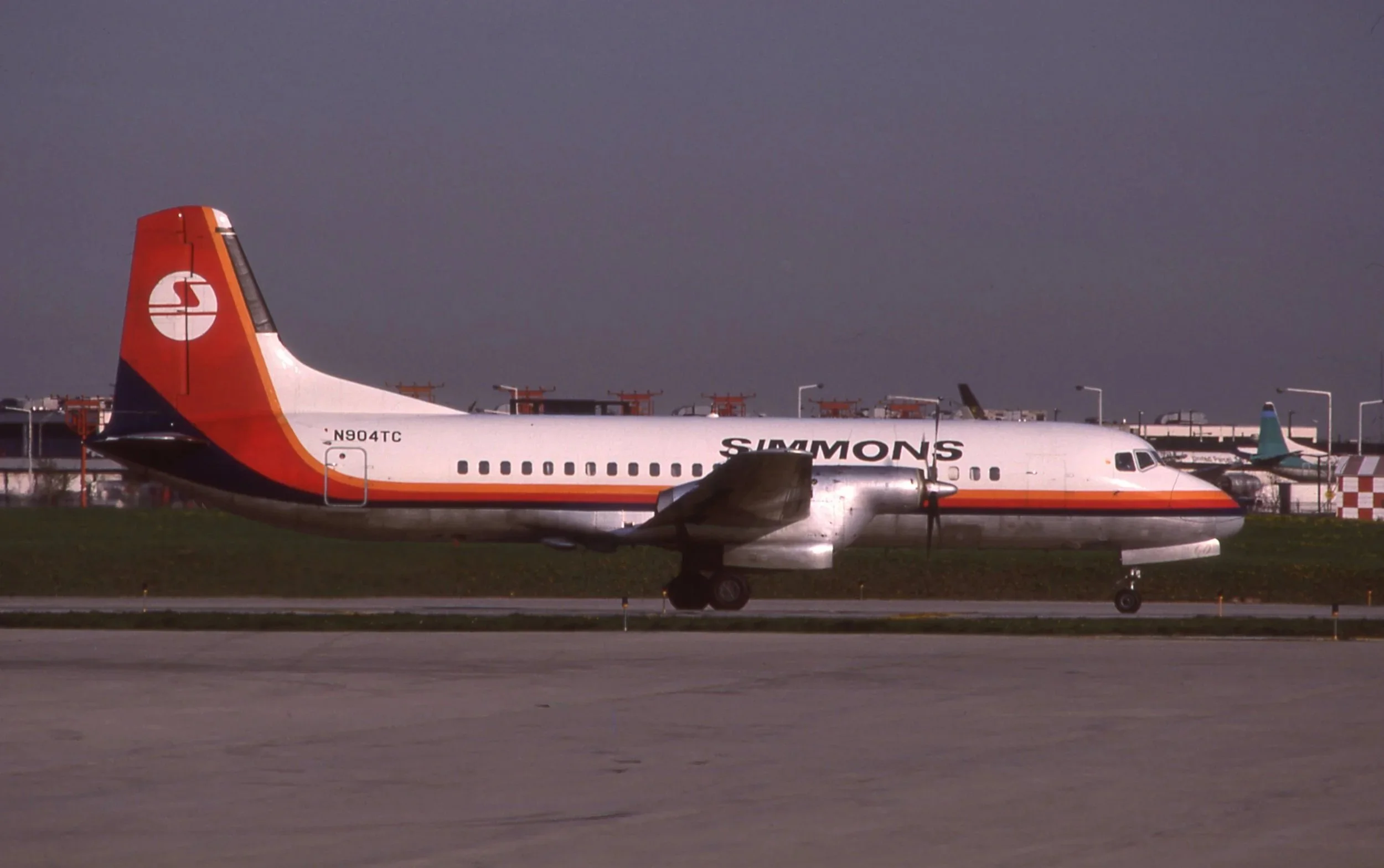 N904TC SIMMONS YS-11 ORD