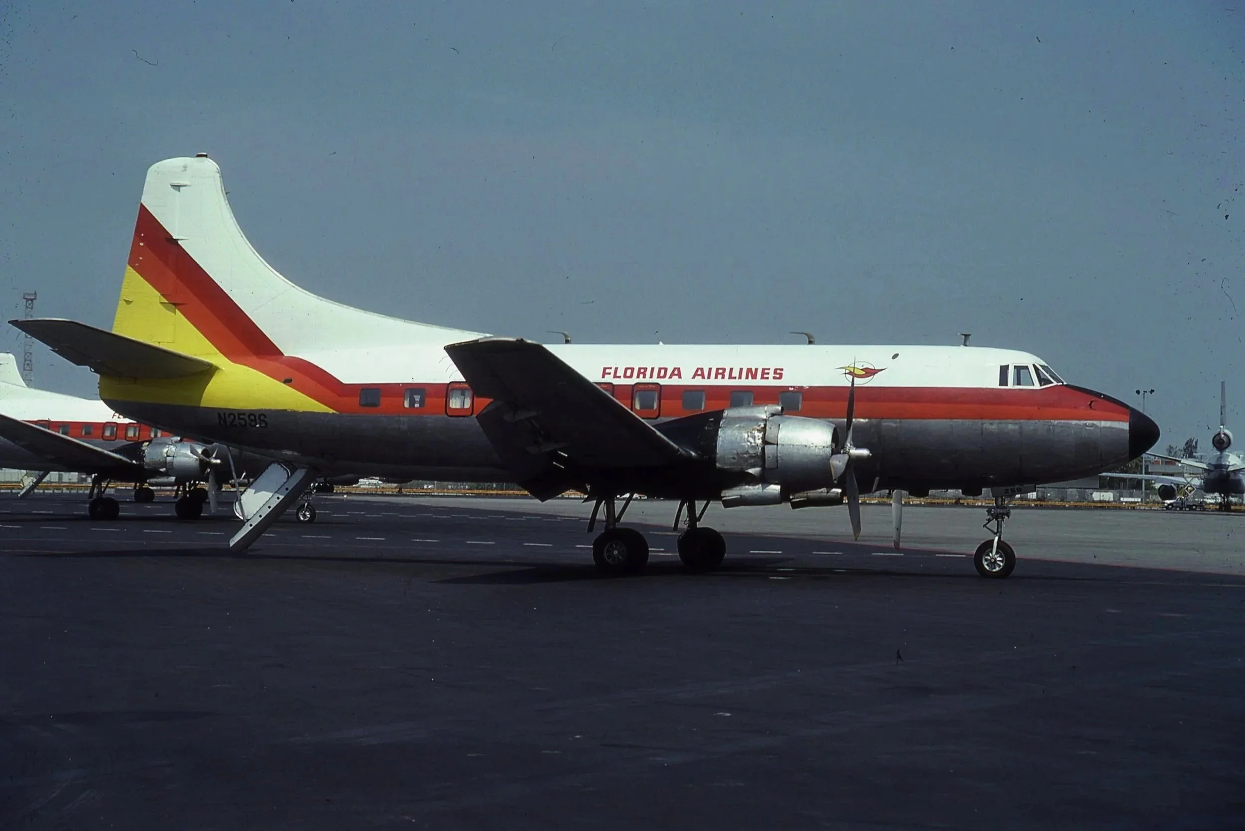 N259S M.404 FLORIDA AIRLINES MIA