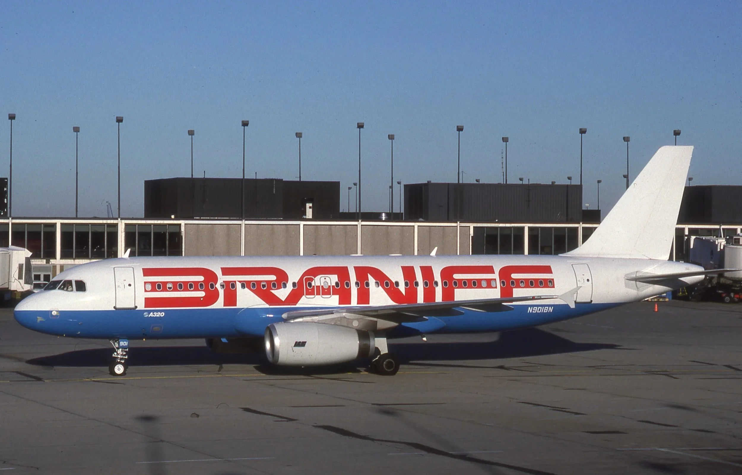 N901BN A320 BRANIFF LAST CALL ORD