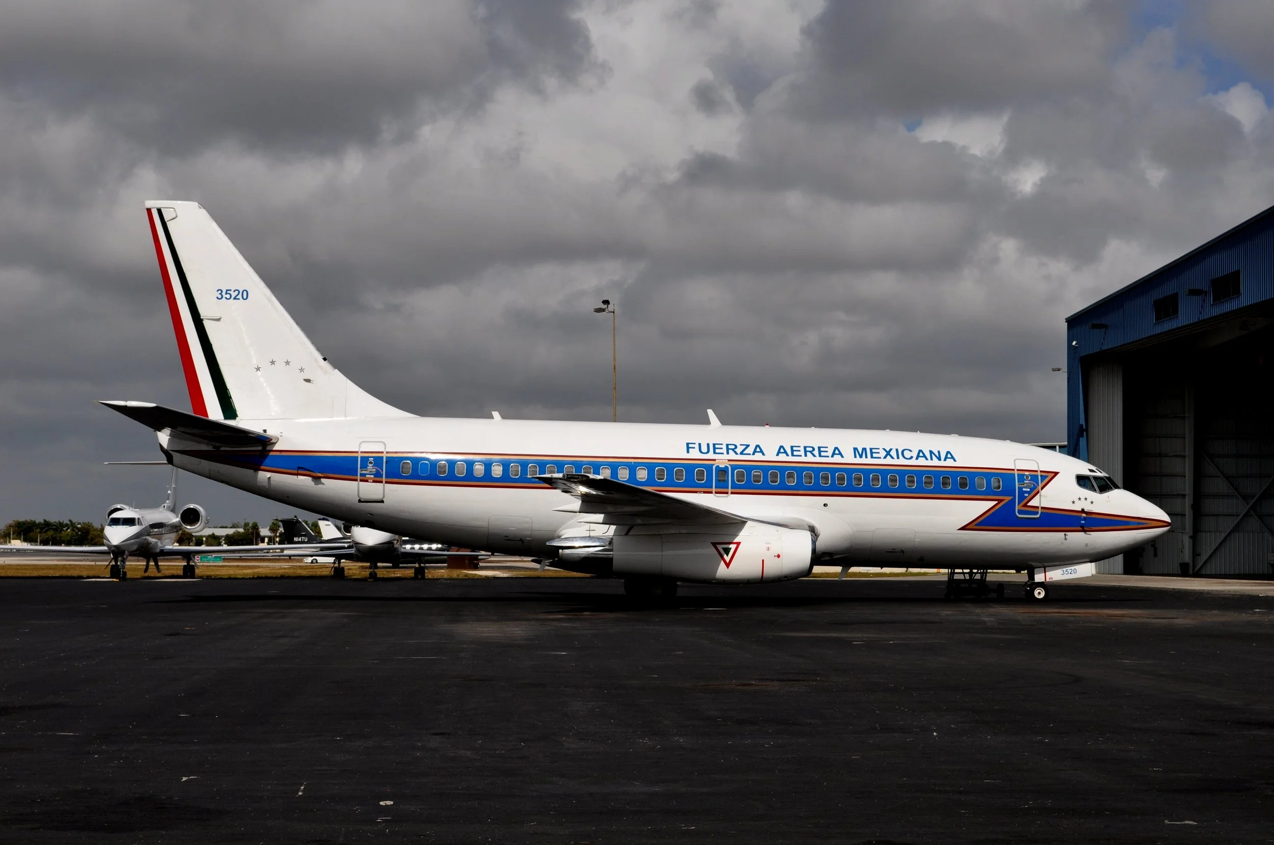 3520 B737-200 FUERZA AEREA MEXICANA OPF