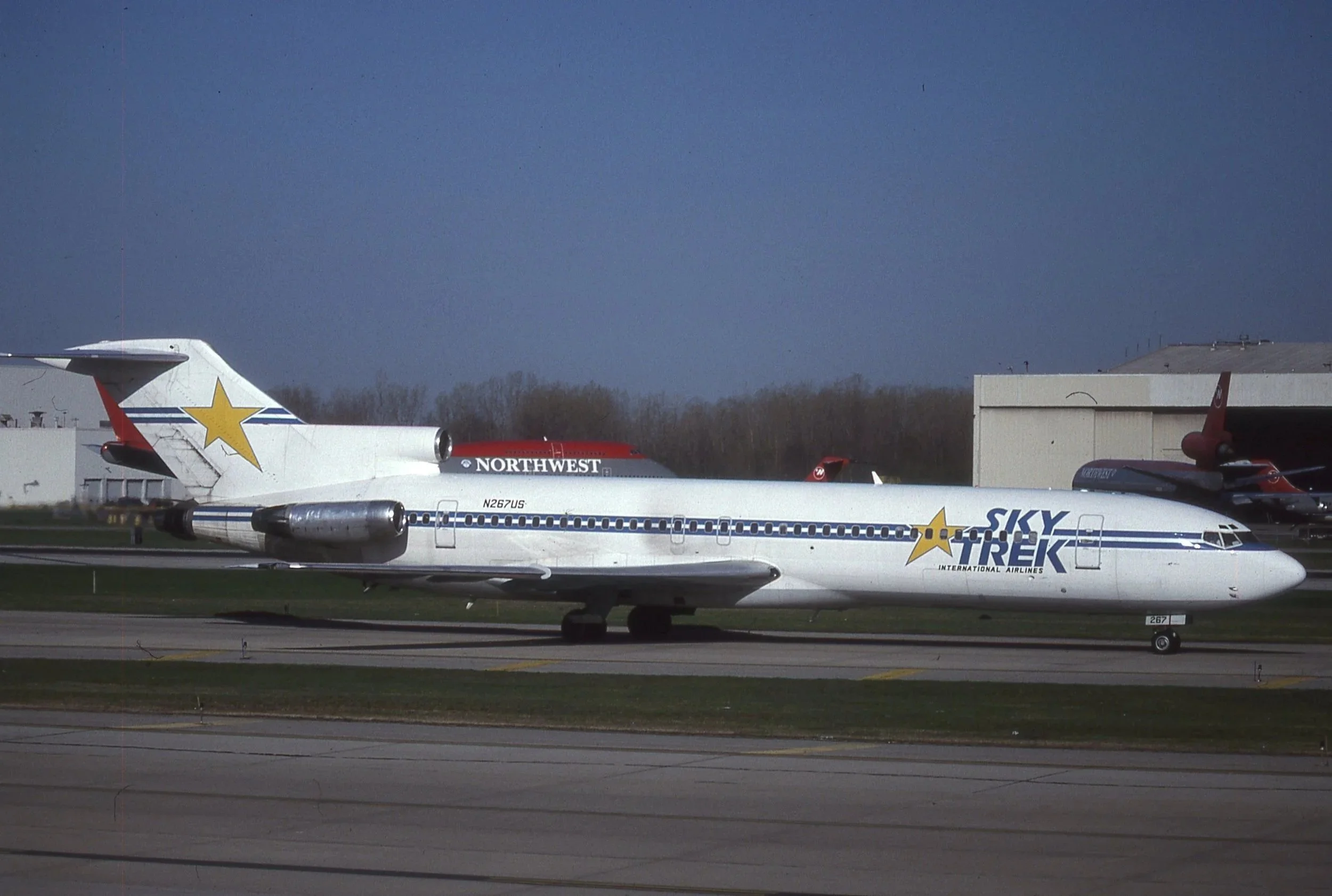 N267US B727-200 SKYTREK DTW
