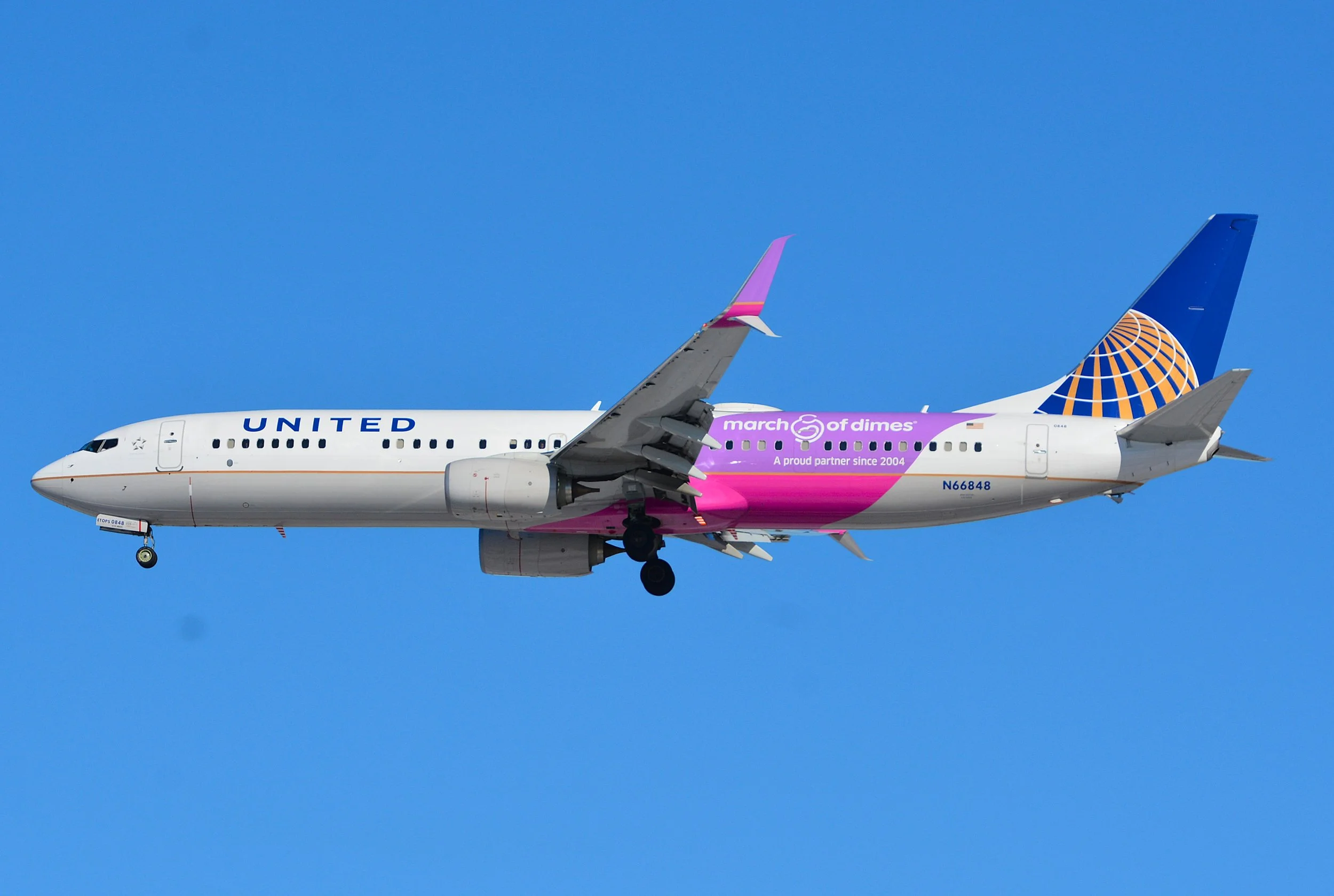 N6684E UNITED AIRLINES MARCH OF DIMES ORD 28C
