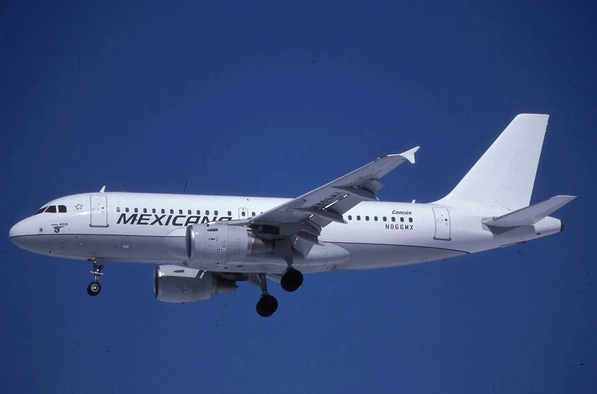 N866MZ A320 MEXICANA WHITE ORD