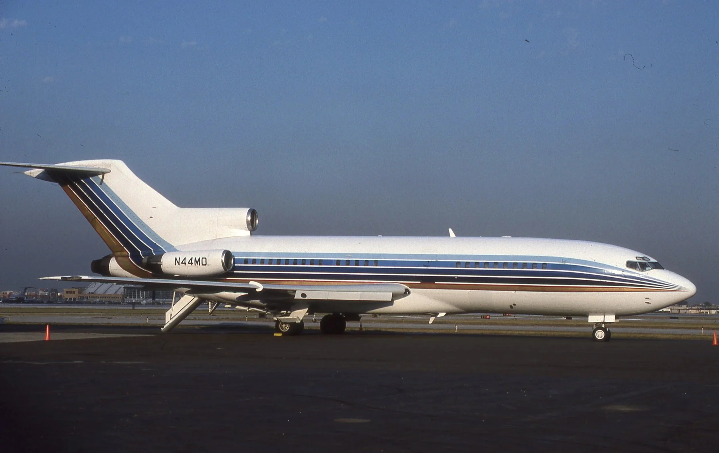 N44MD B.727-100 MDW