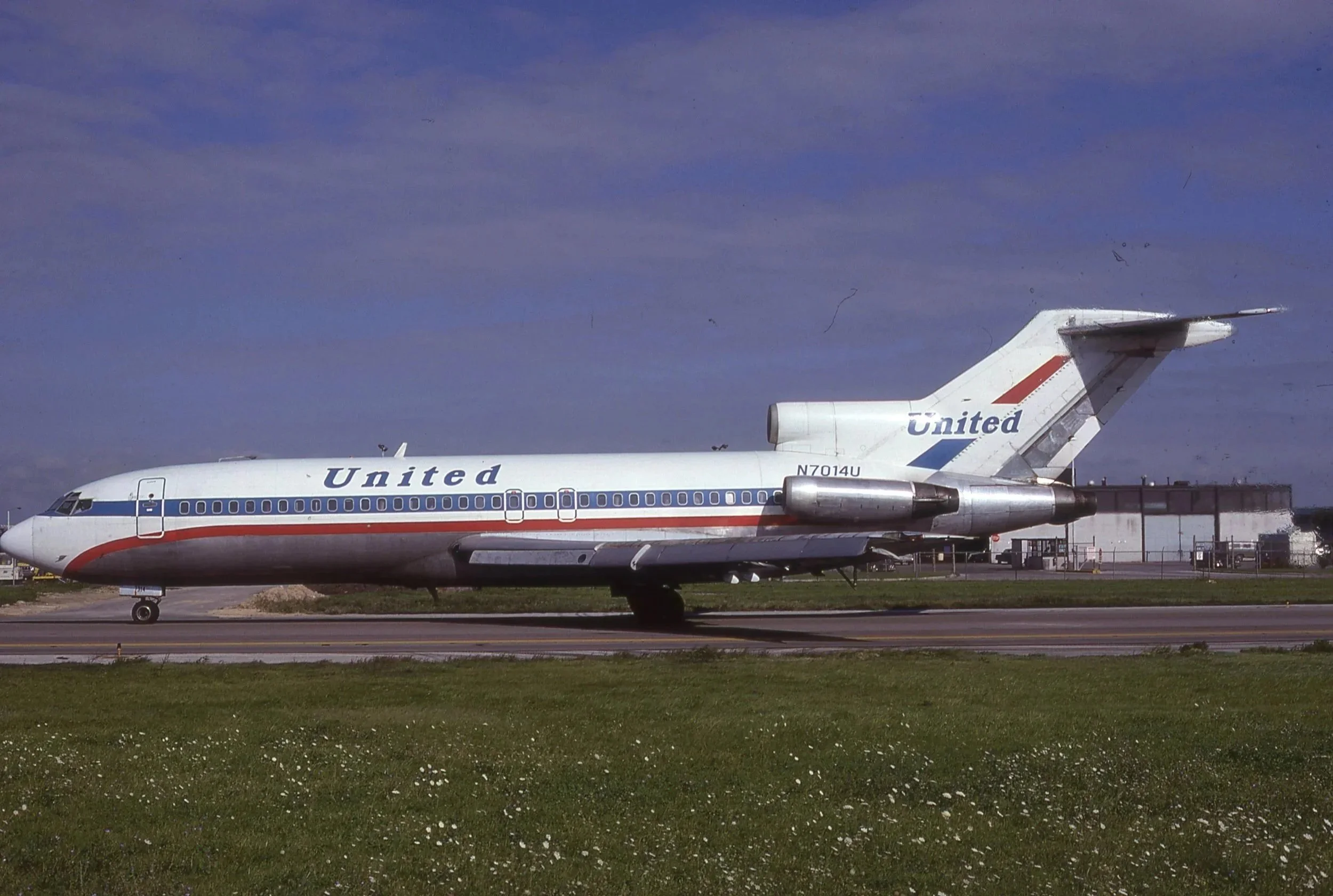 N7014U B.727-100 UNITED NO STARS ORD