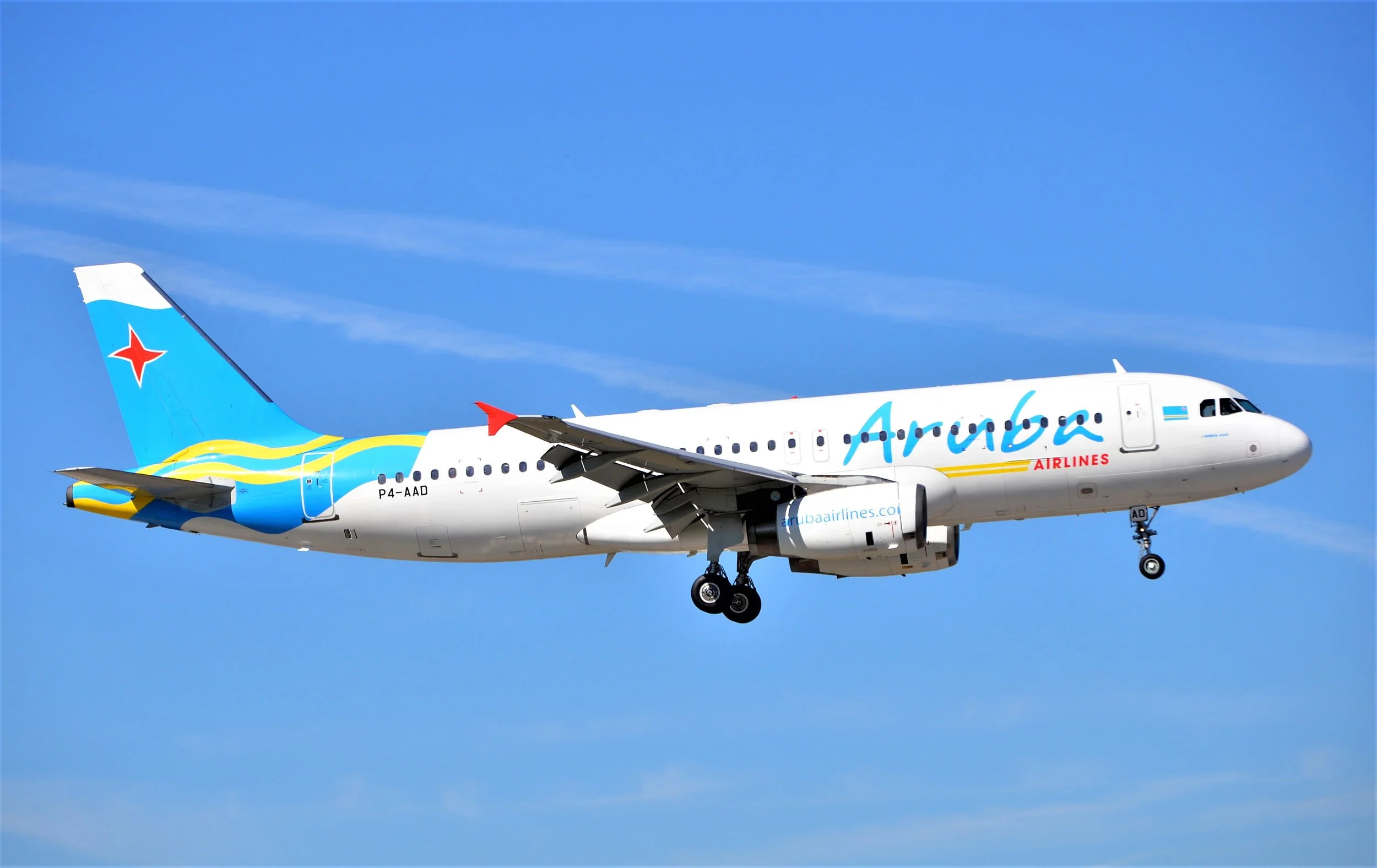 P4-AAD A320 ARUBA AIRLINES MIA