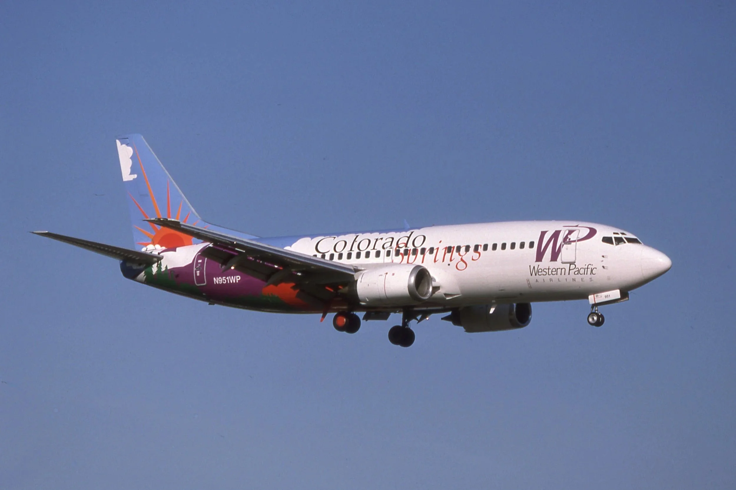 N951WP B737 COKORADO SPRINGS WEST PAC MDW 22R