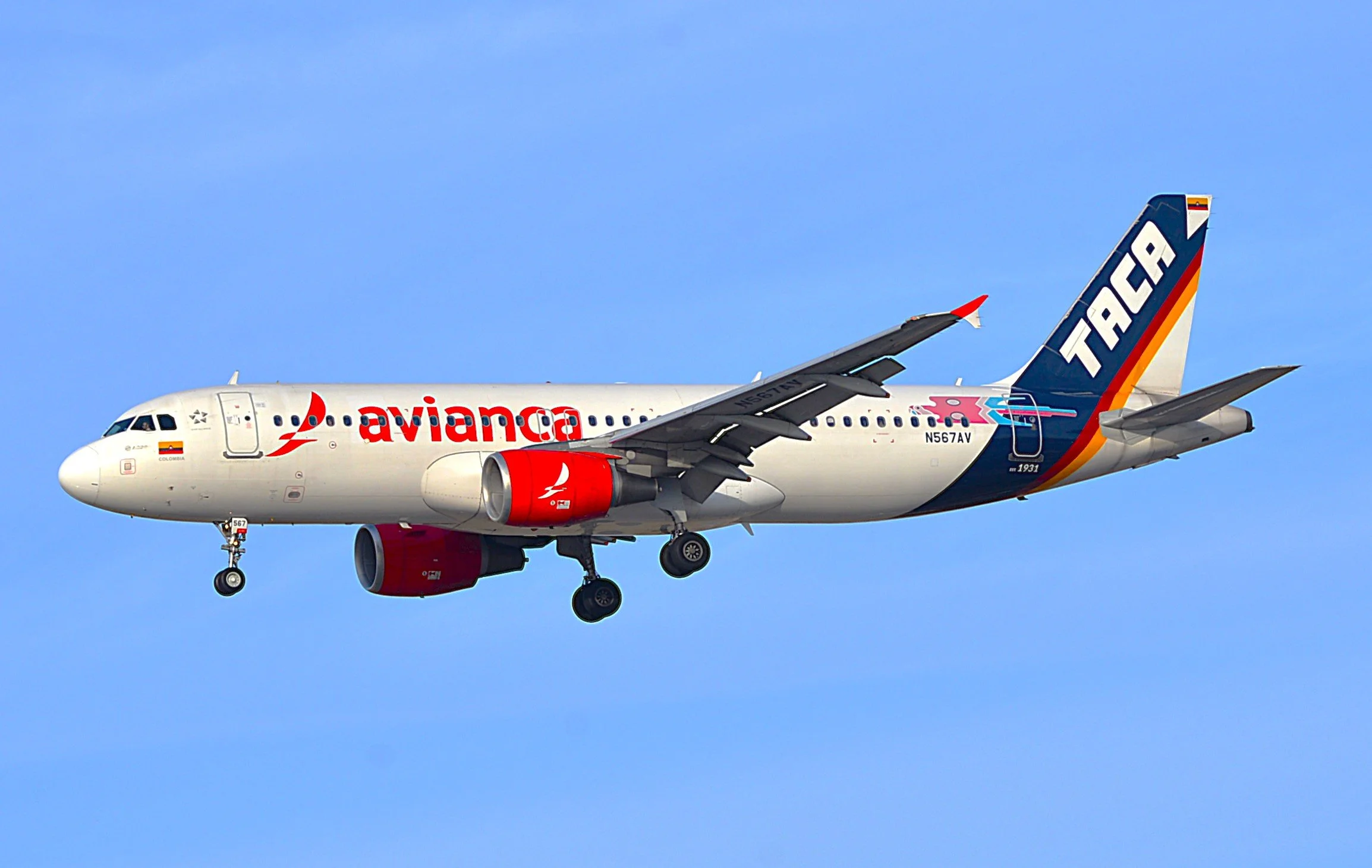 N567AV A320 AVIANCA-TACA TAIL LOGO ORD 28C