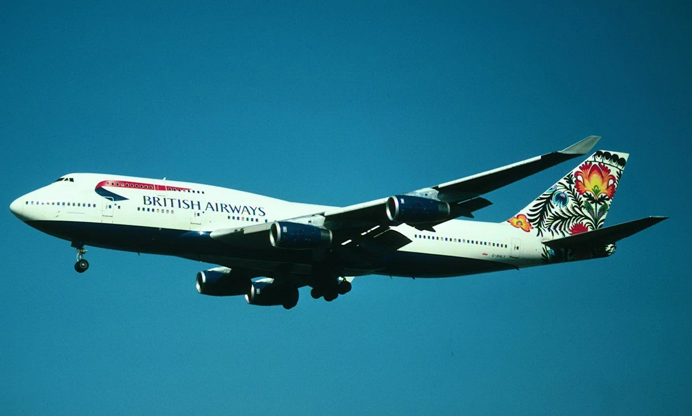 G-BNKT B747-400 BRITISH AIRWAYS COCKEREL OF LOWICZ COLORS ORD 27L