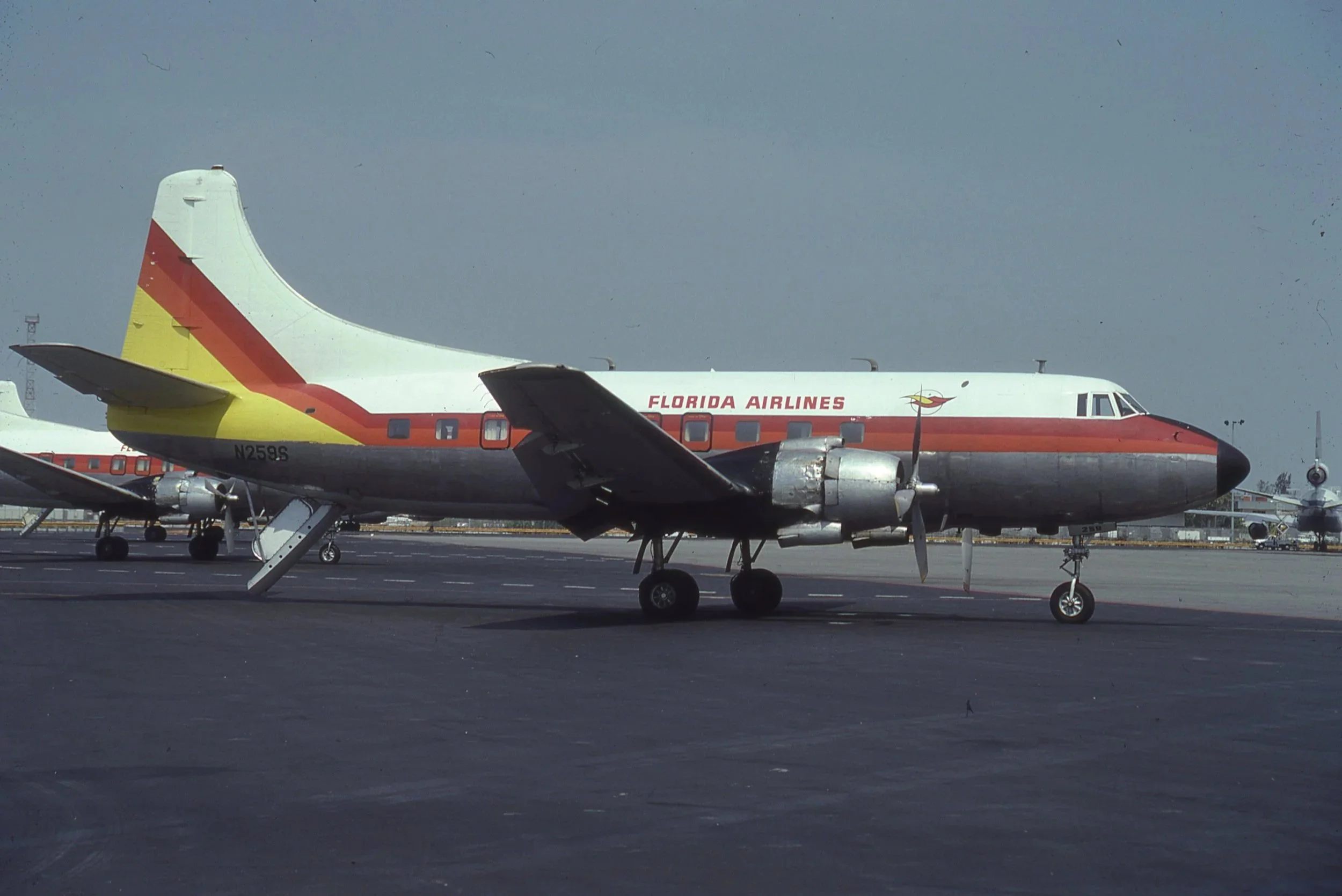 N2696 M404 FLORIDA AIRLINE MIA