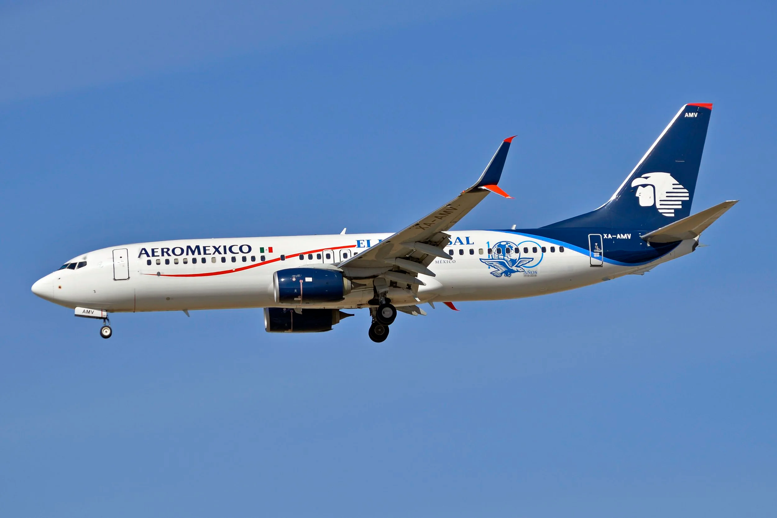 XA-AMV B737 AEROMEXICO ANOS COLORS ORD 28C