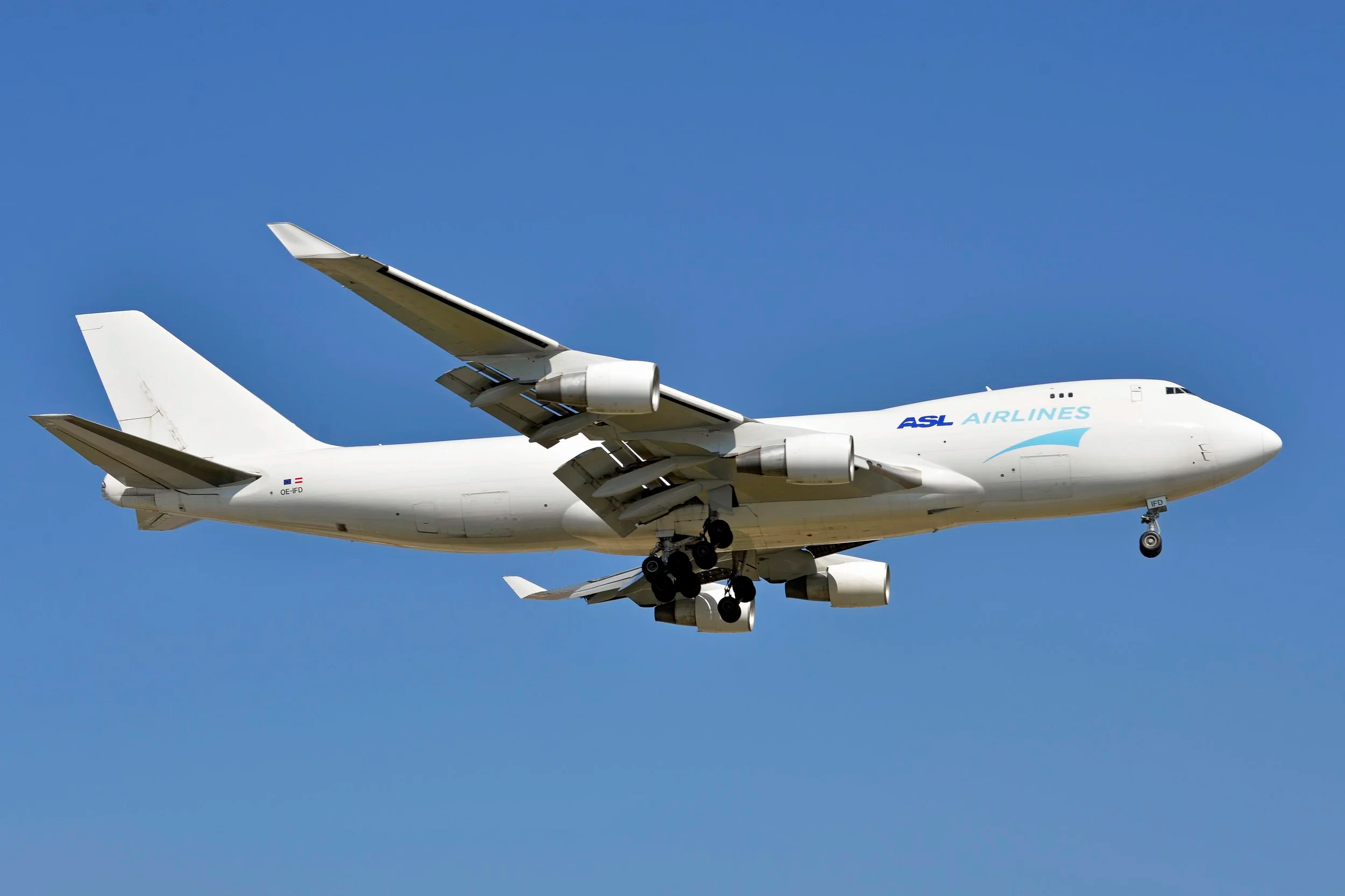 B747 ASL AIRLINES LANDING ORD 10C