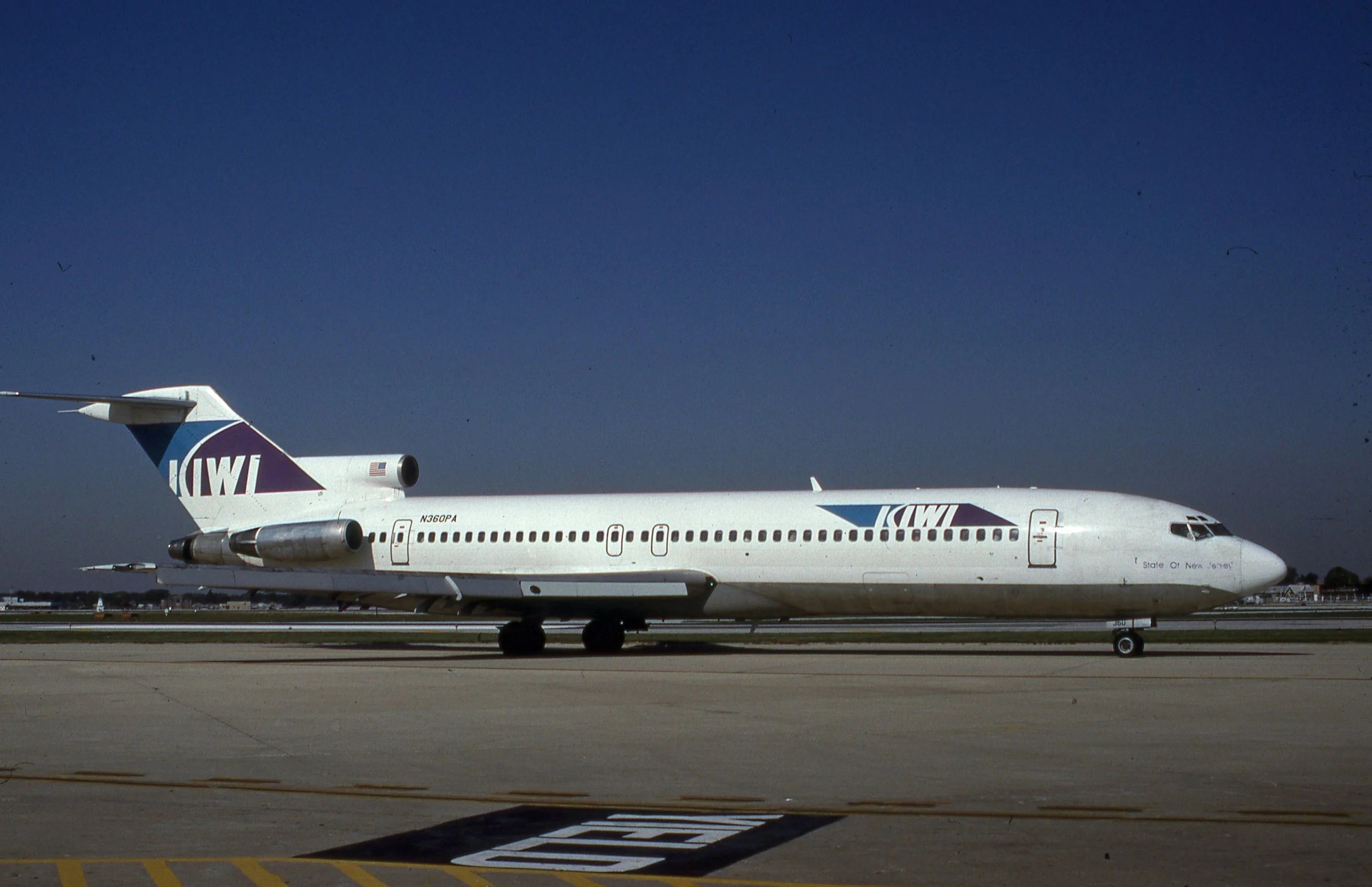 N360PA B727-200 KIWI