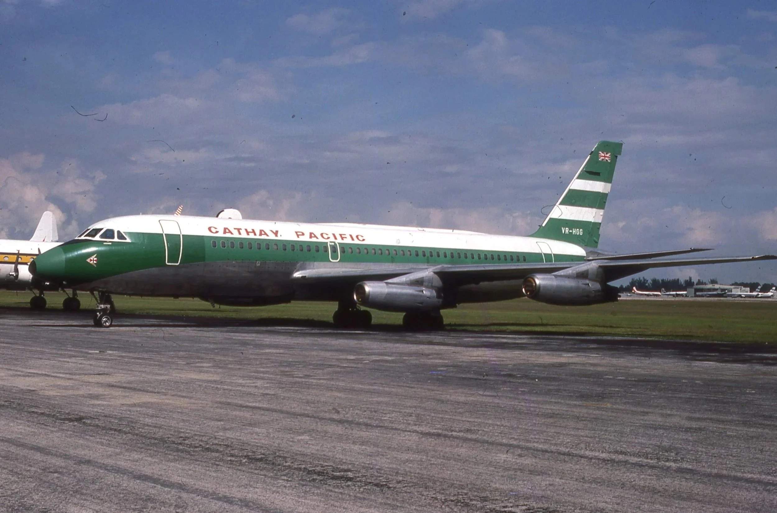 VR-HGG CV880 CATHAY PACIFIC MIA
