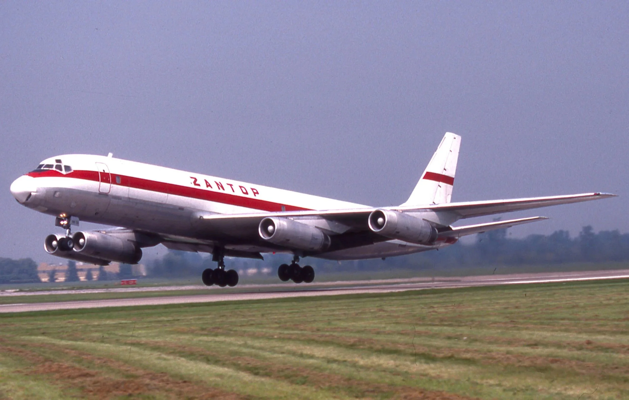 ZANTOP DC-8-62F DEPARTING YIP
