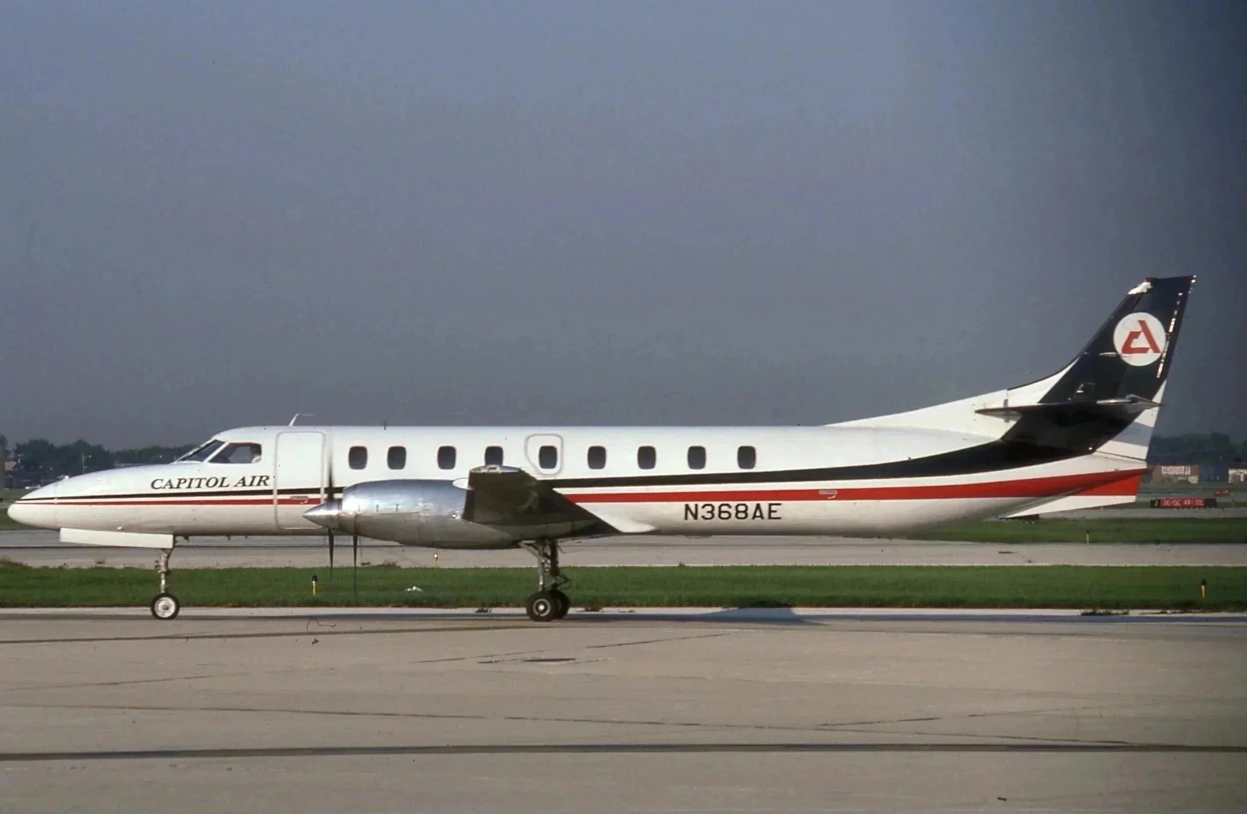 N369AE CAPITAL AIR METRO MDW