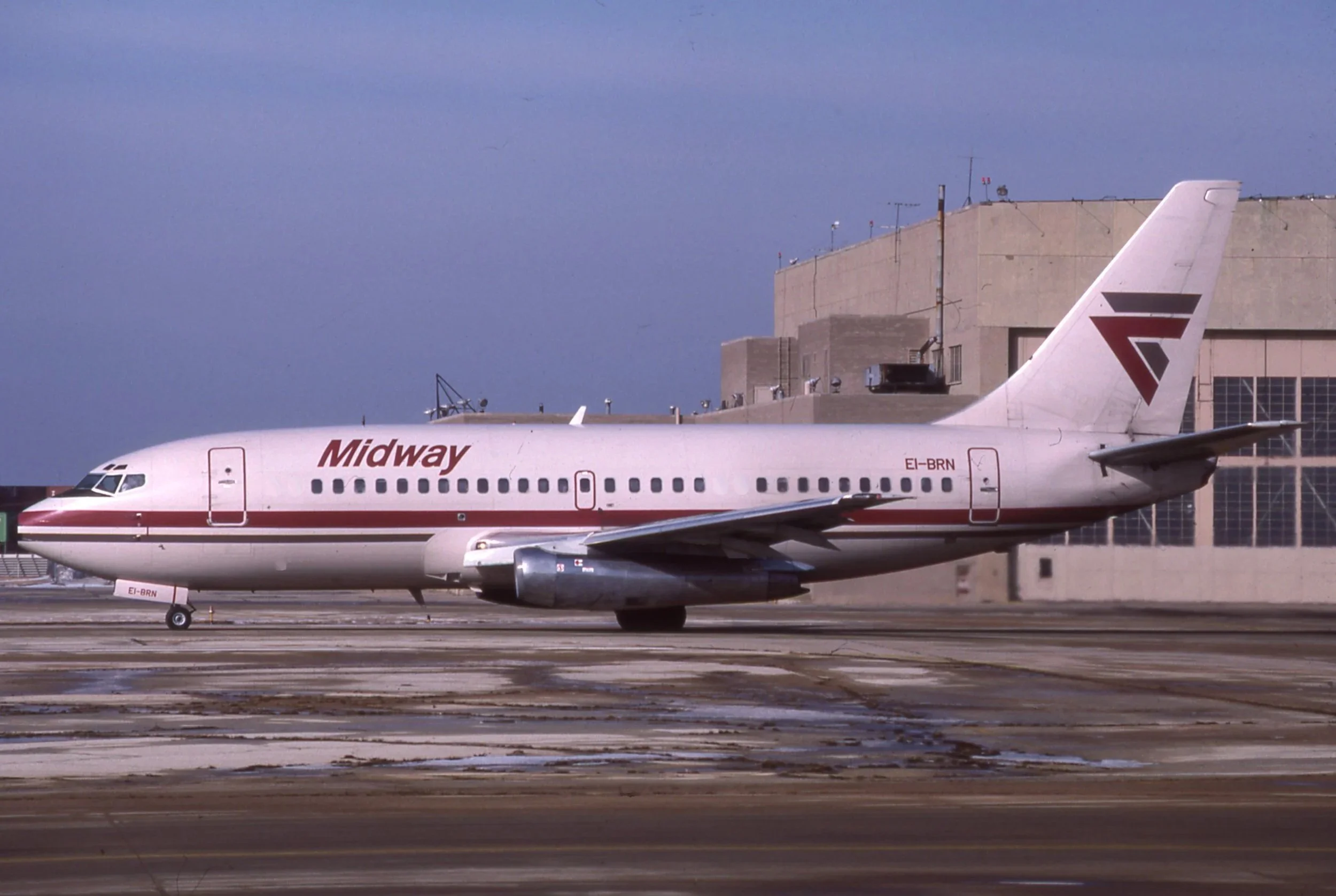 EI-BRN B737-200 MIDWAY MDW 22R