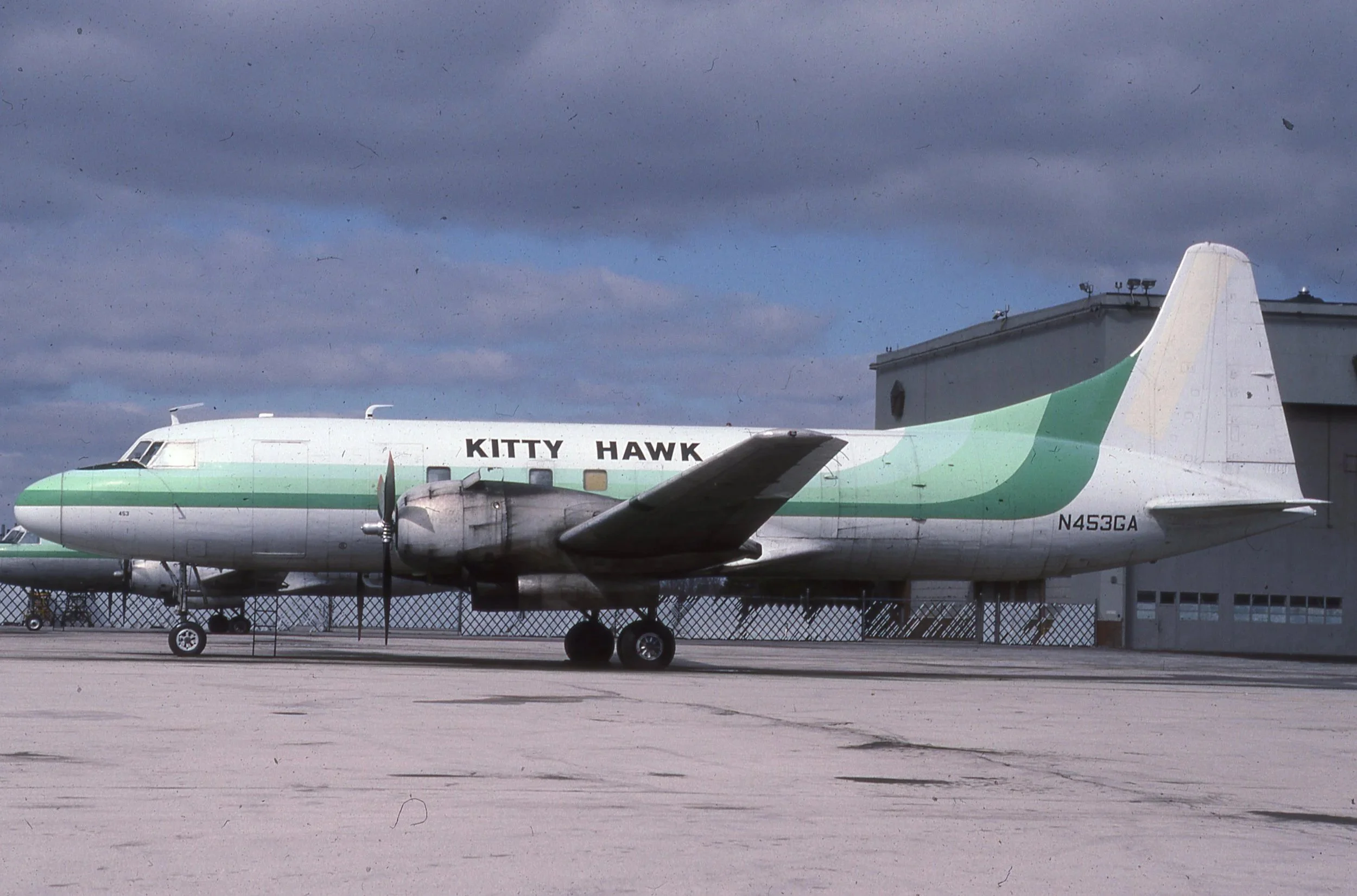N453GA CV440 KITTY HAWK YIP