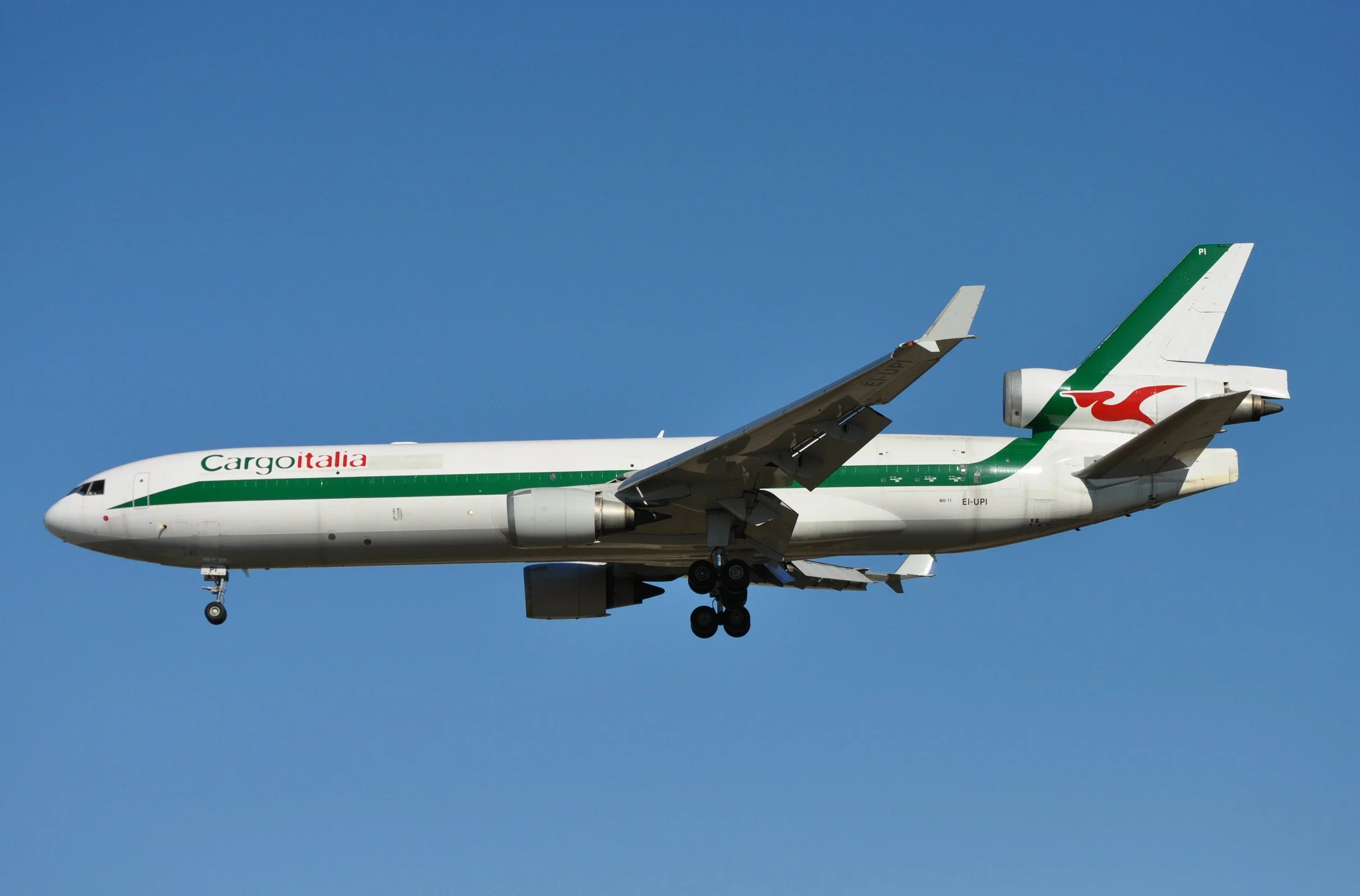 EI-UPT MD-11F CARGO ATALIA 27L ORD