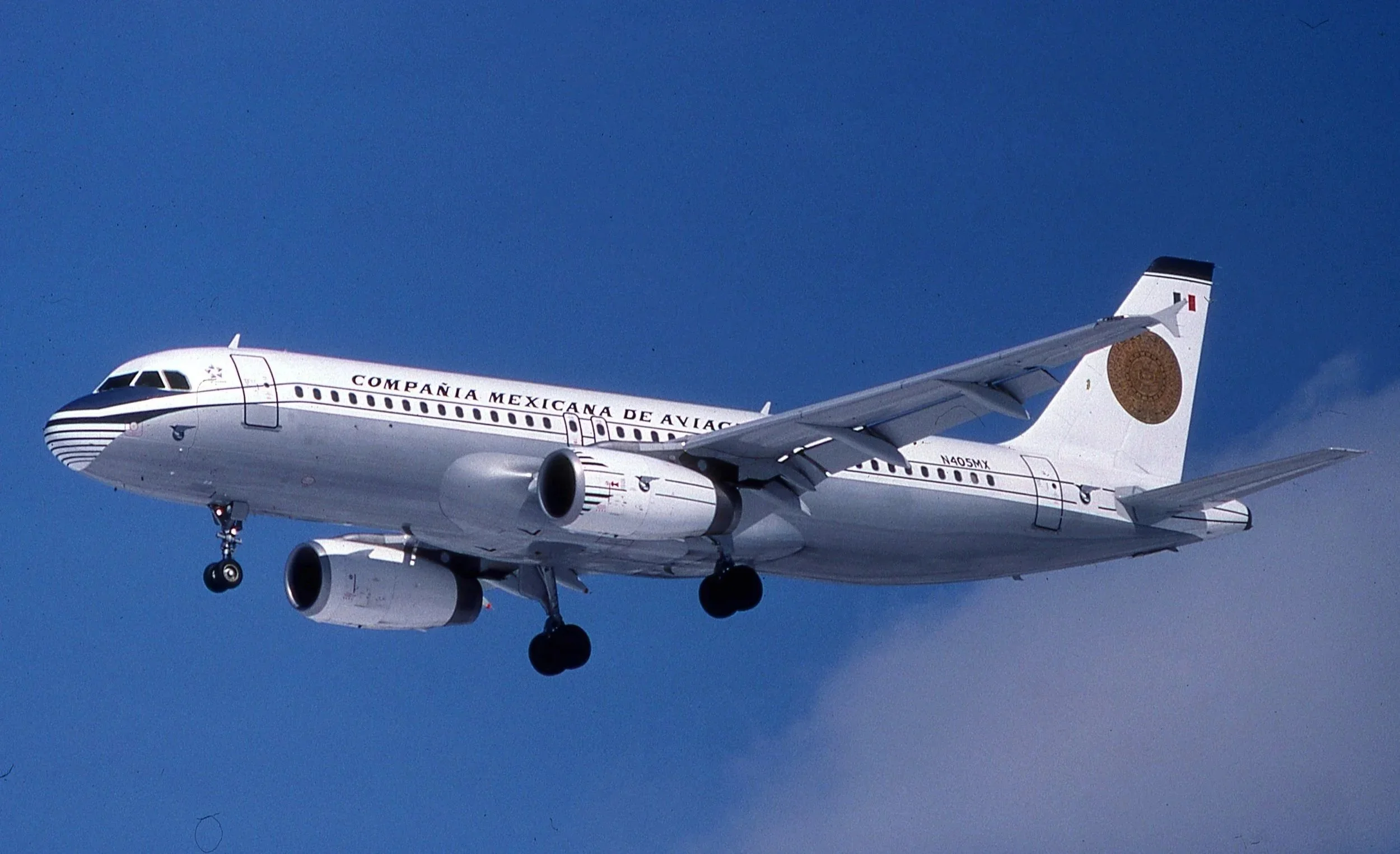 N405MX A320 MEXICANA RETRO 27L ORD