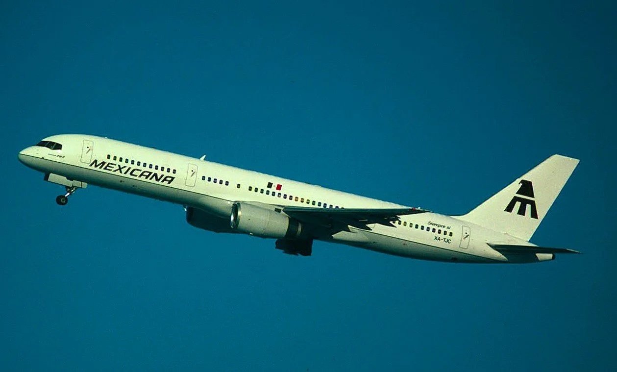XA-TJC B757-200 MEXICANA WHITE DEPARTING 22L ORD